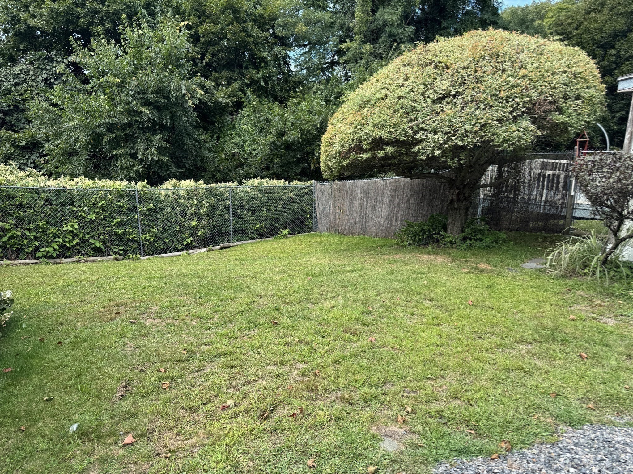 5 Hillside St. Property Photo 33