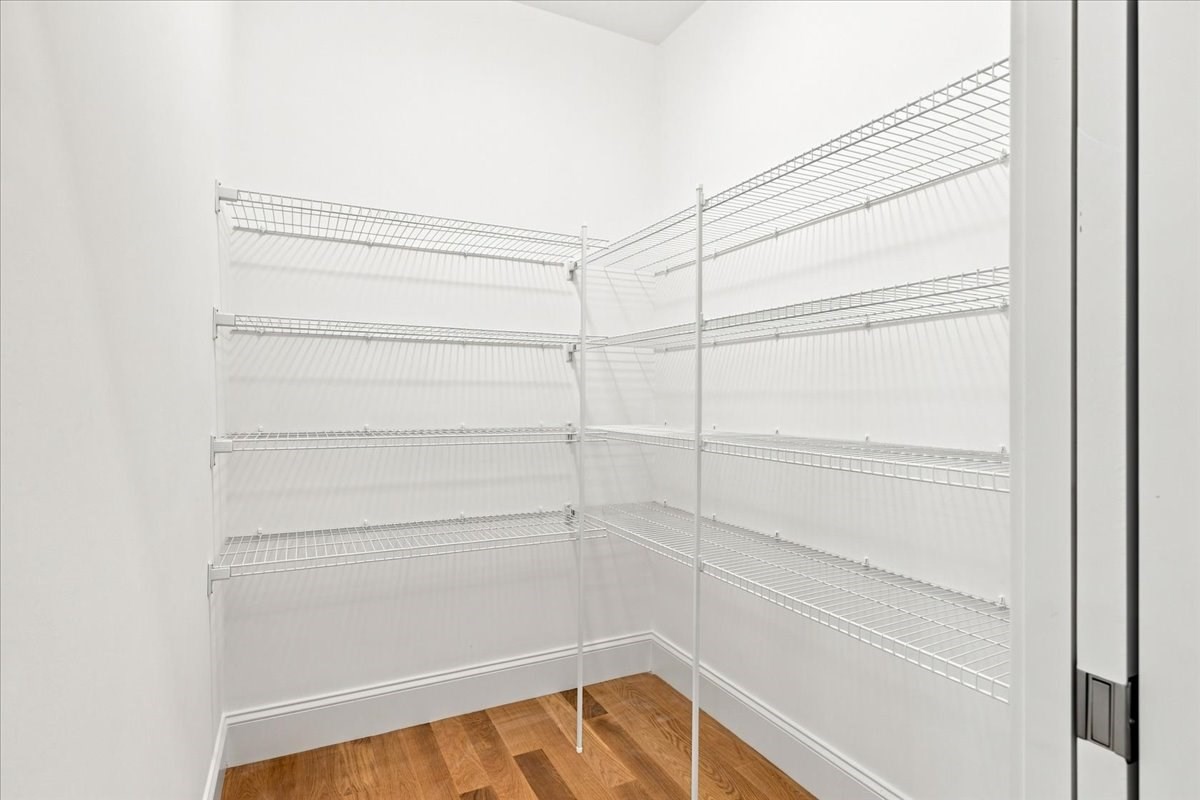 1549 Washington St # 2 Property Photo 11