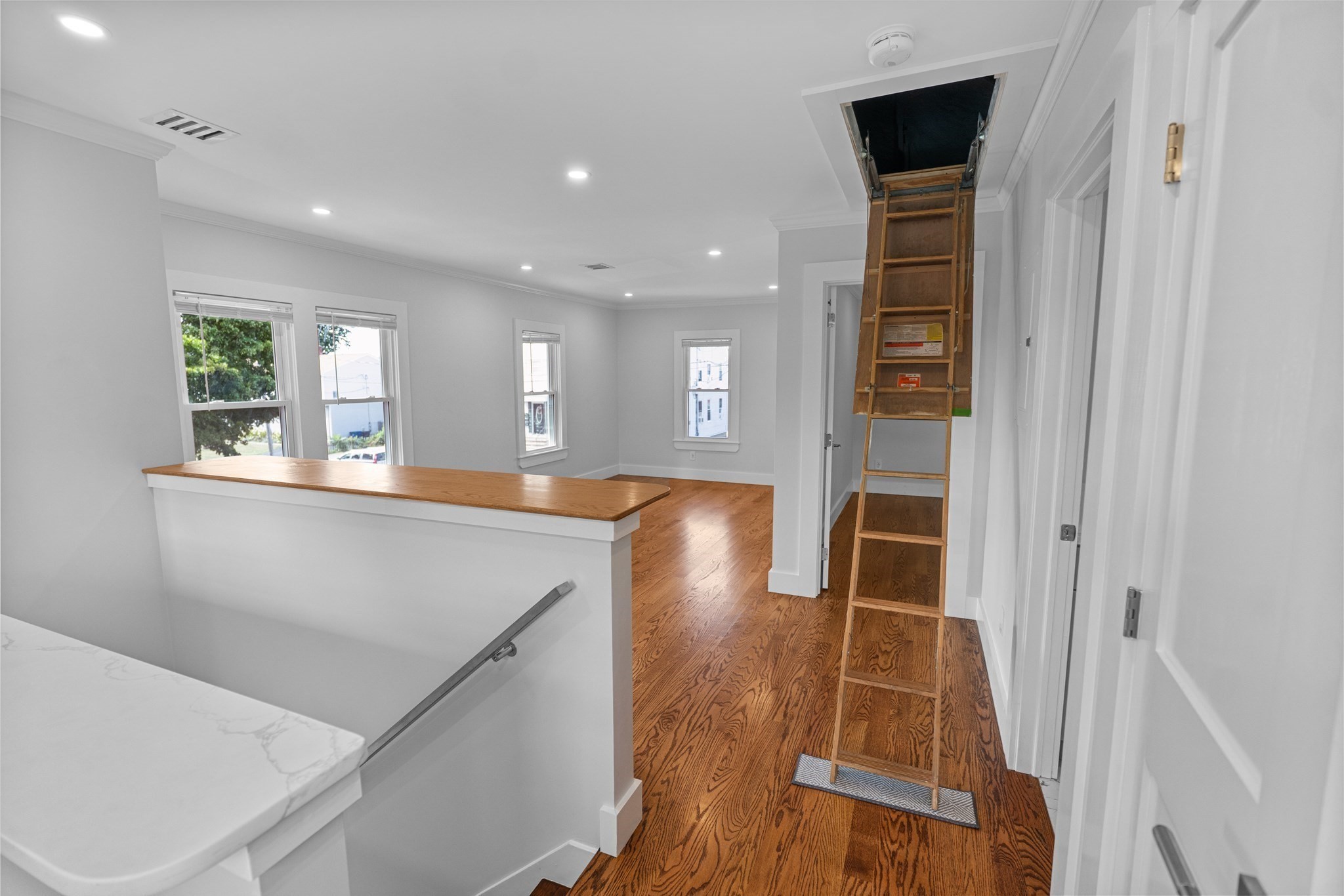 8 Appleton # 2 Property Photo 15