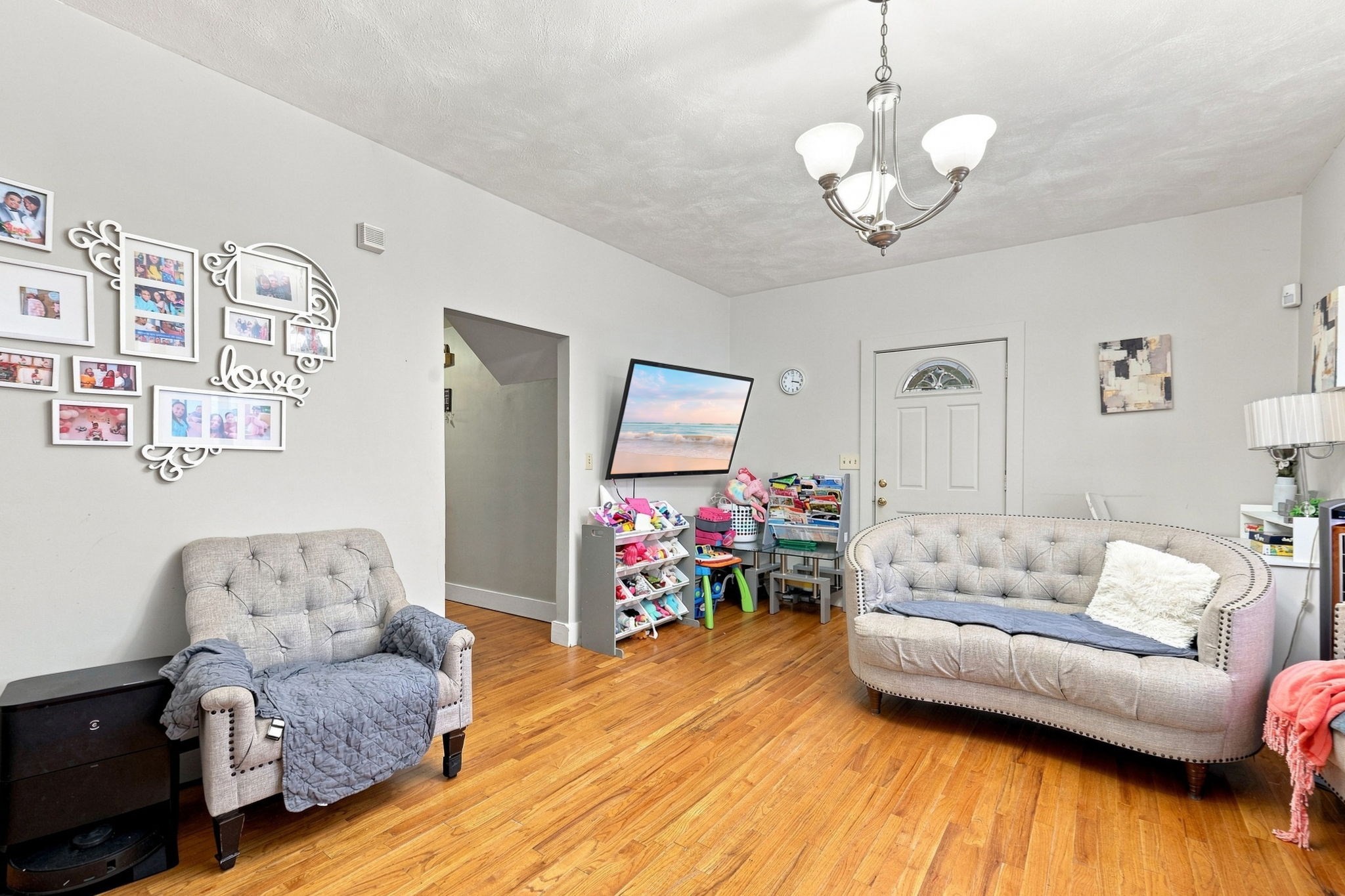427 Broadway Property Photo 6