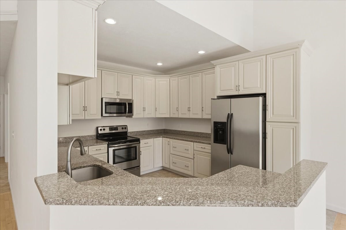 30 Shadow Creek Lane # 30 Property Photo 13