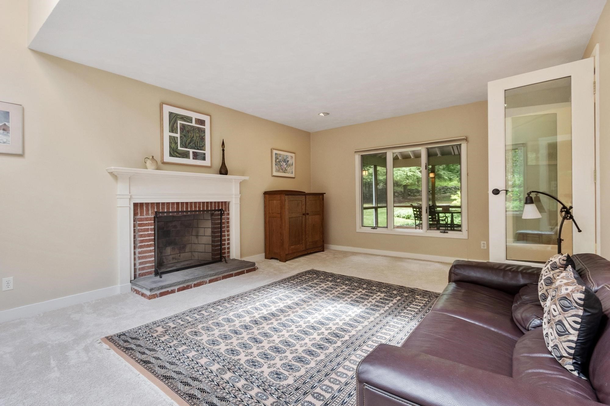2 Sutton Pl Property Photo 16