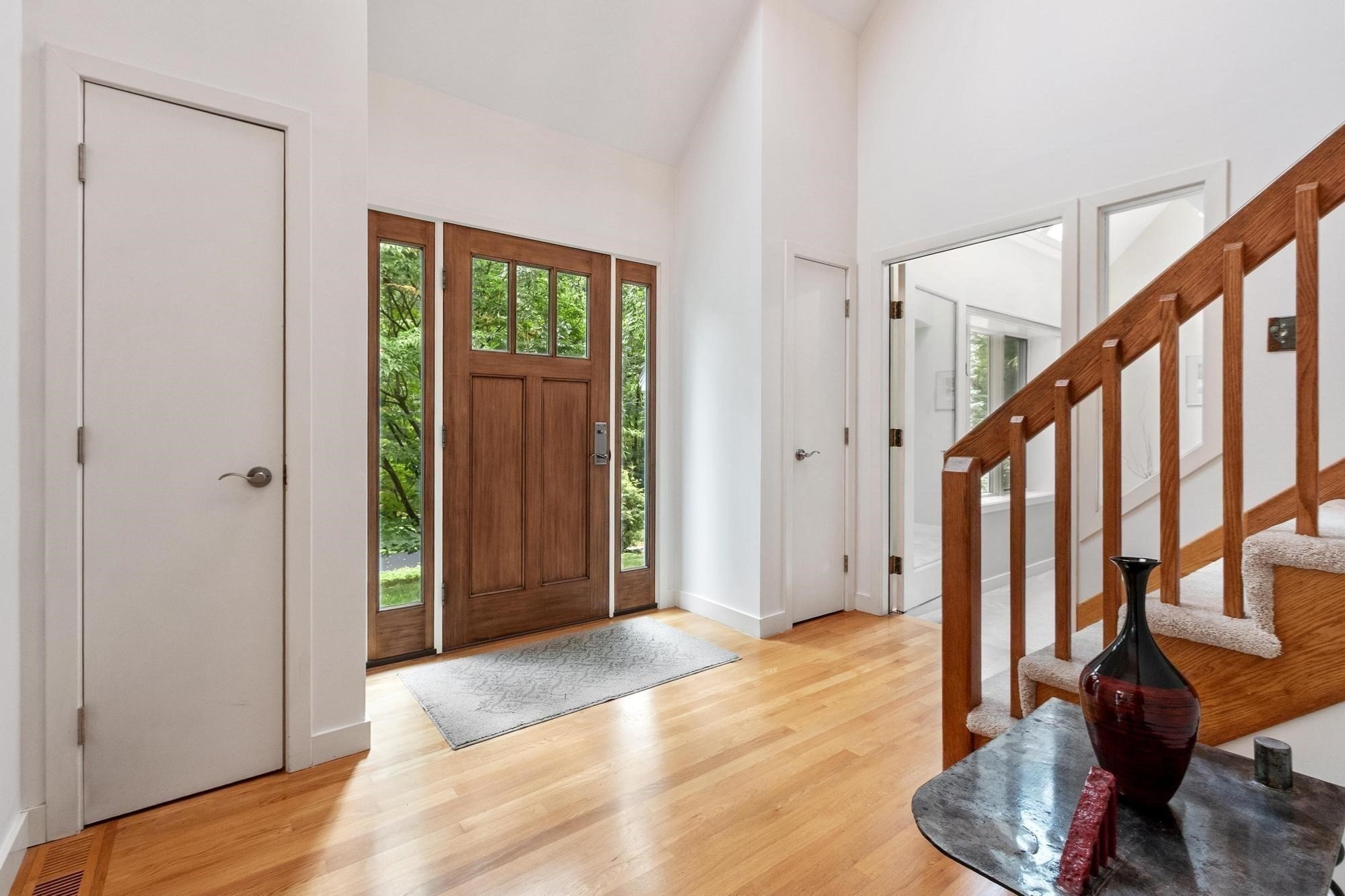 2 Sutton Pl Property Photo 21