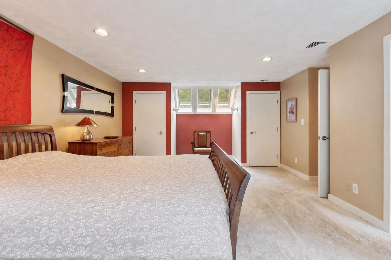 2 Sutton Pl Property Photo 24