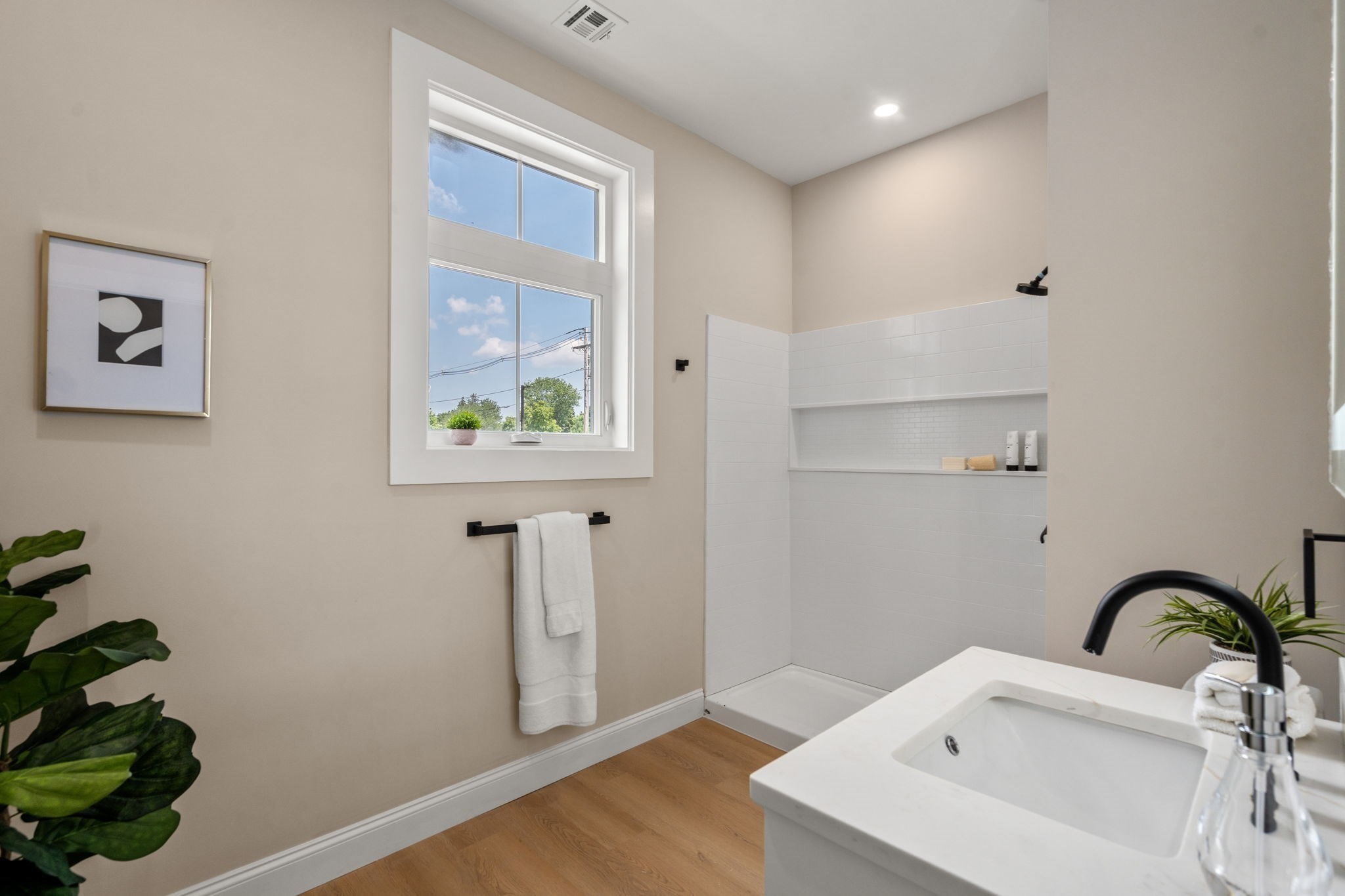 7 Cross St # 305u Property Photo 11