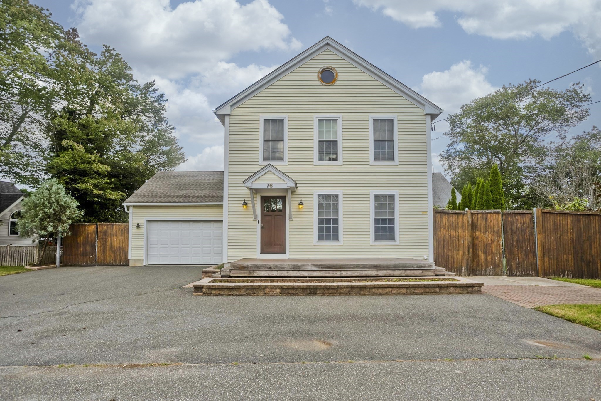 76 Somers Road Property Photo 1
