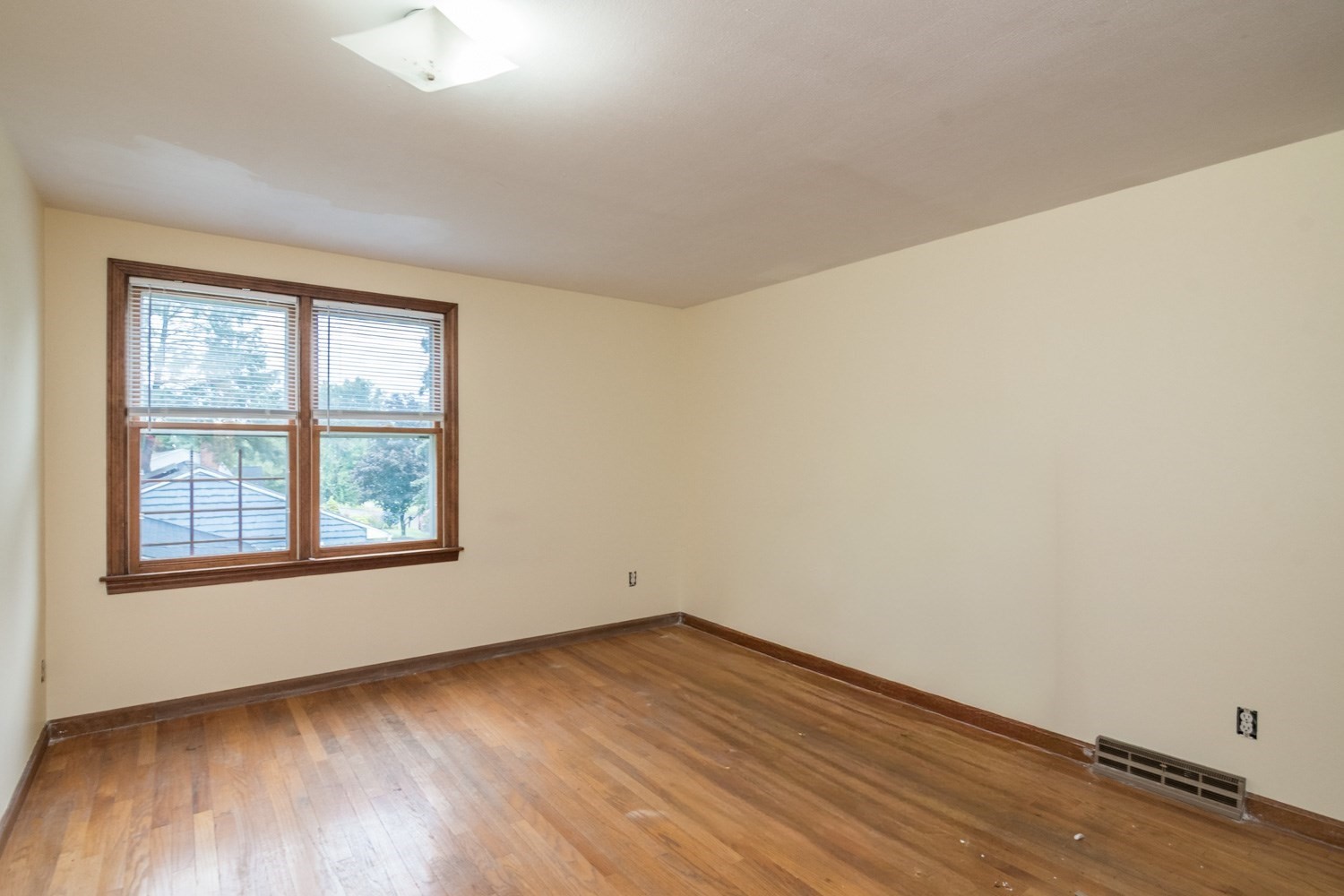 78 Melwood Ave Property Photo 15