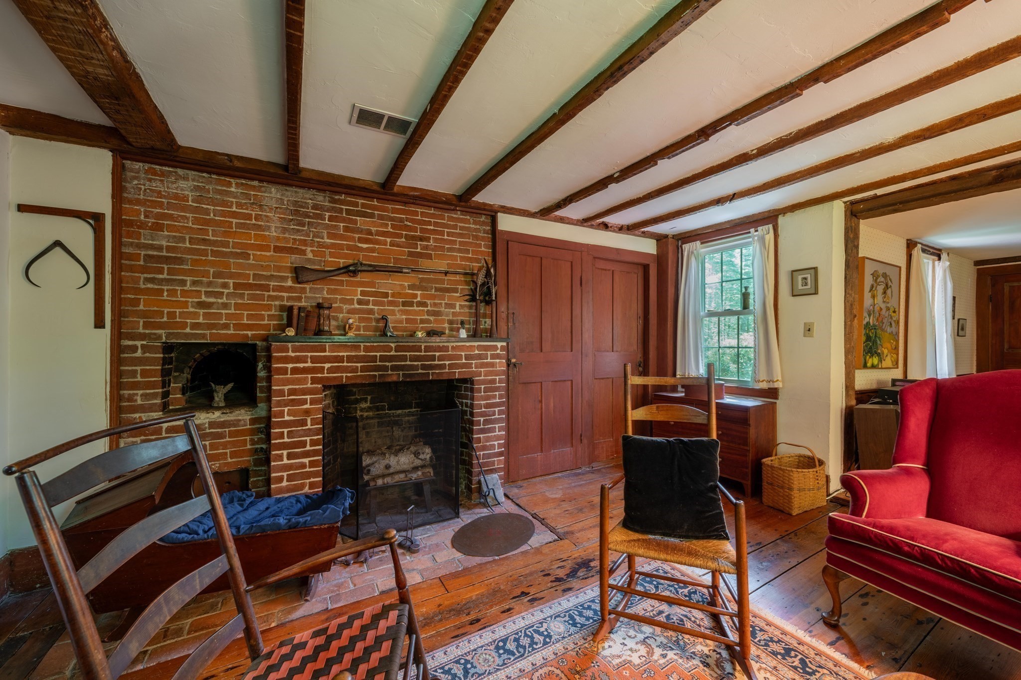 266 Turners Falls Rd Property Photo 11