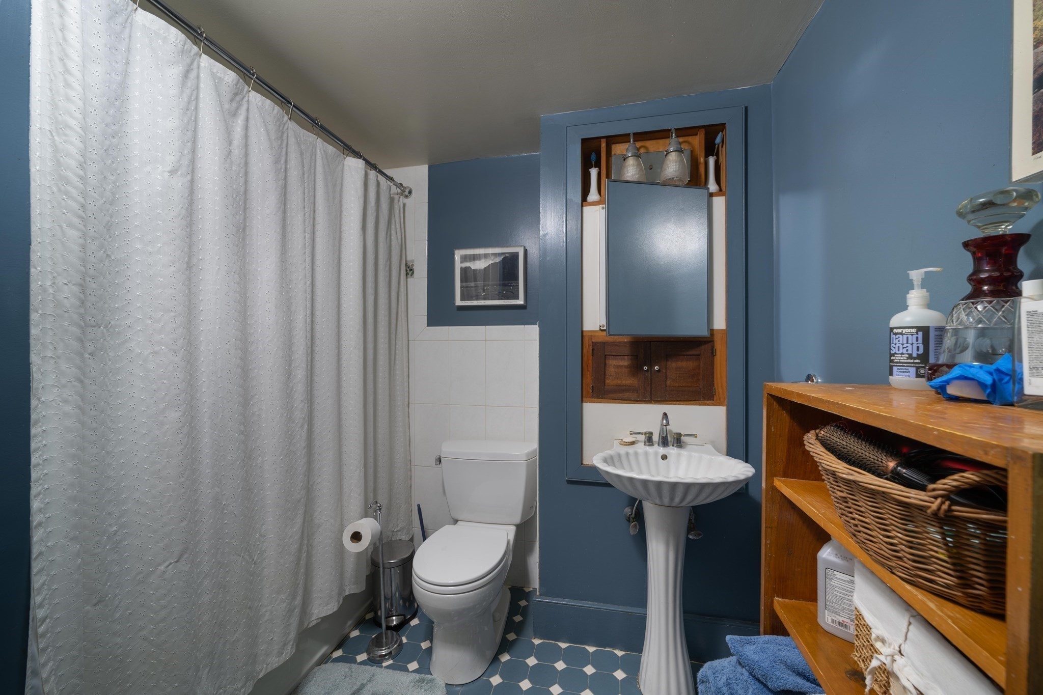 266 Turners Falls Rd Property Photo 14