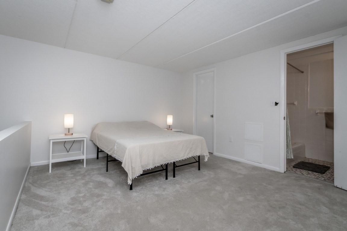 993 Massachusetts Ave # 206 Property Photo 18