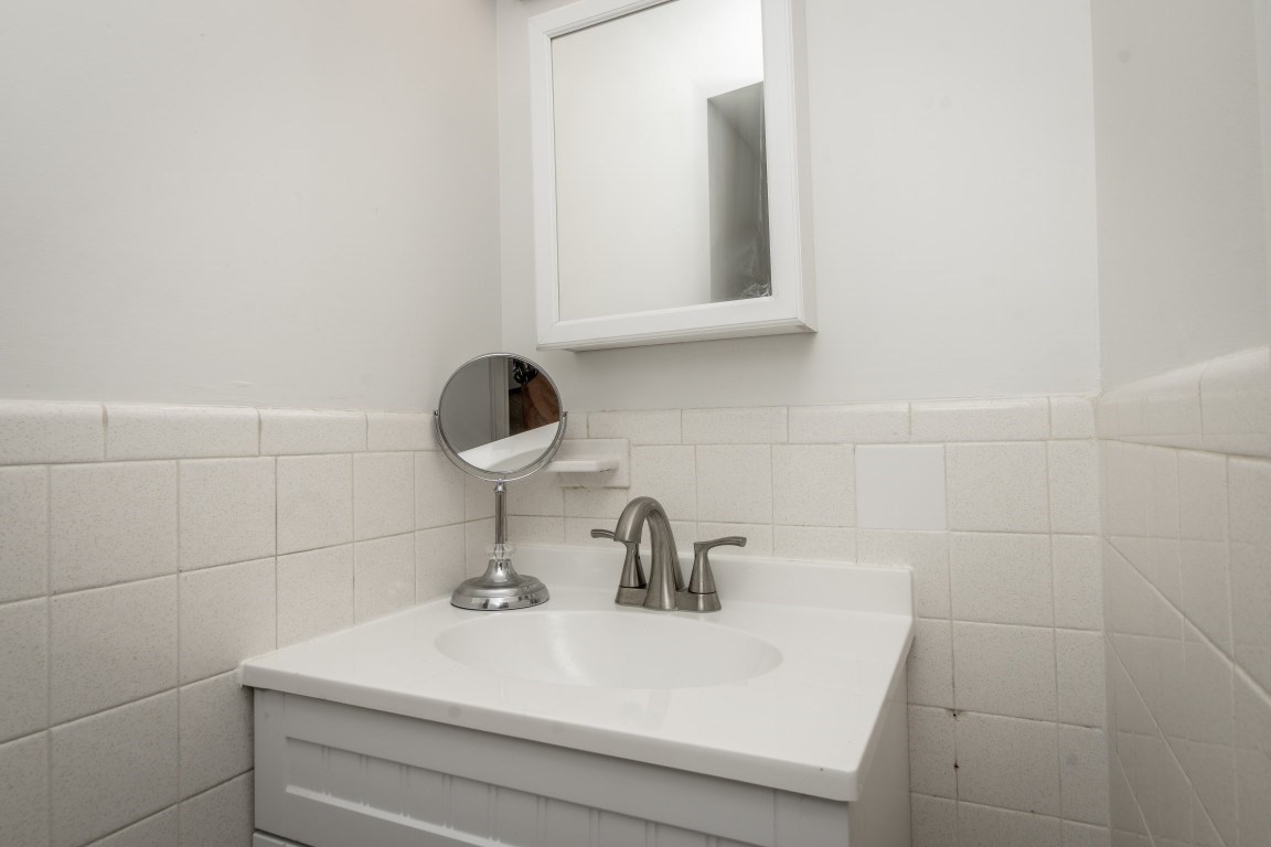 993 Massachusetts Ave # 206 Property Photo 19