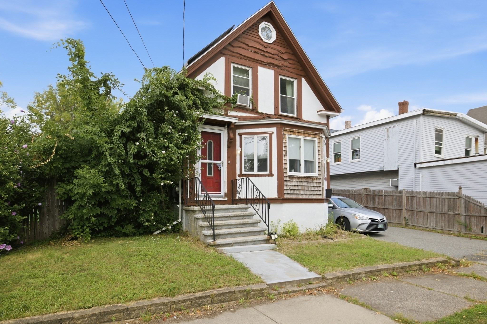 18 Melvin Ave Property Photo 3