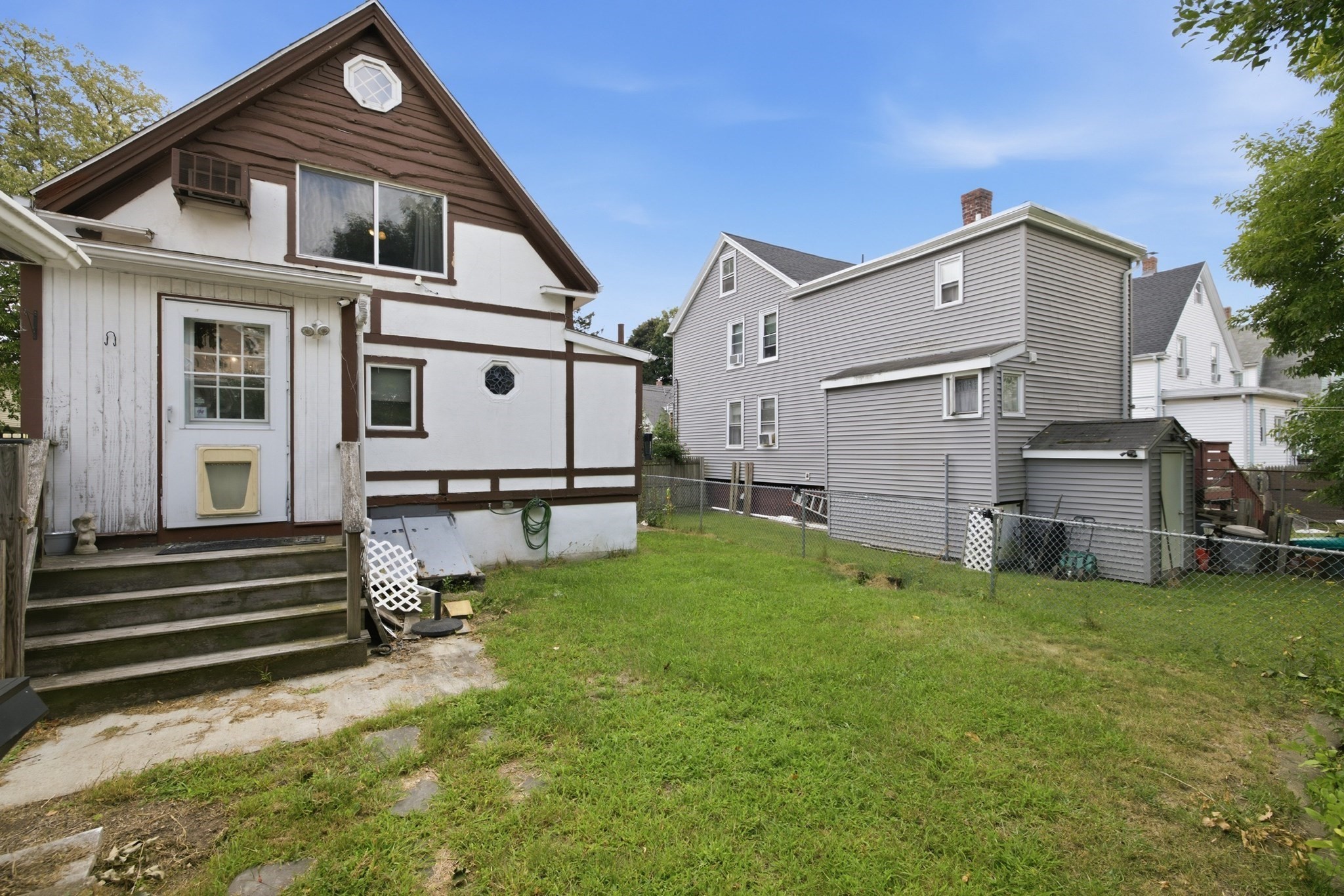 18 Melvin Ave Property Photo 4