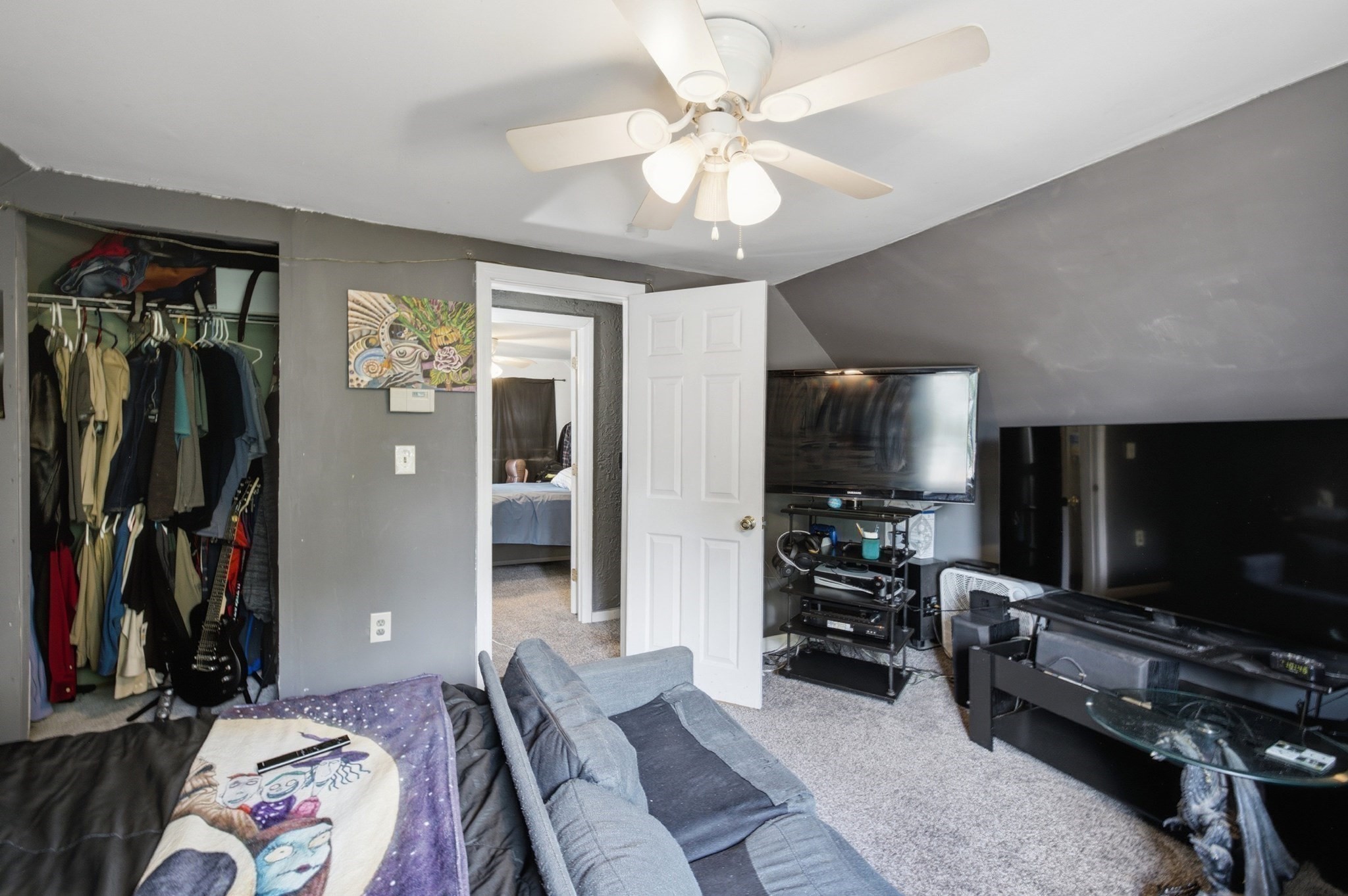 18 Melvin Ave Property Photo 24