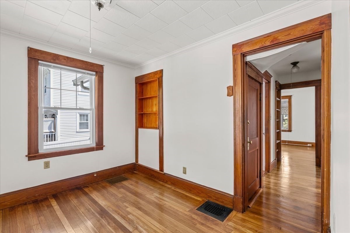 22-24 Leonard Rd Property Photo 8