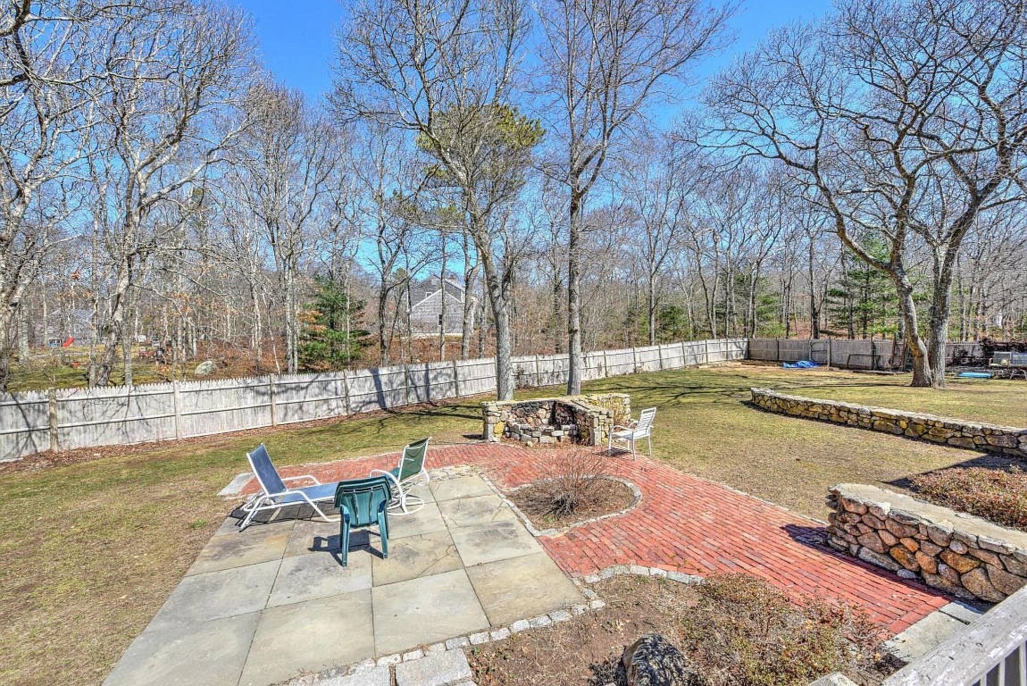 11 Cardinal Rd Property Photo 3