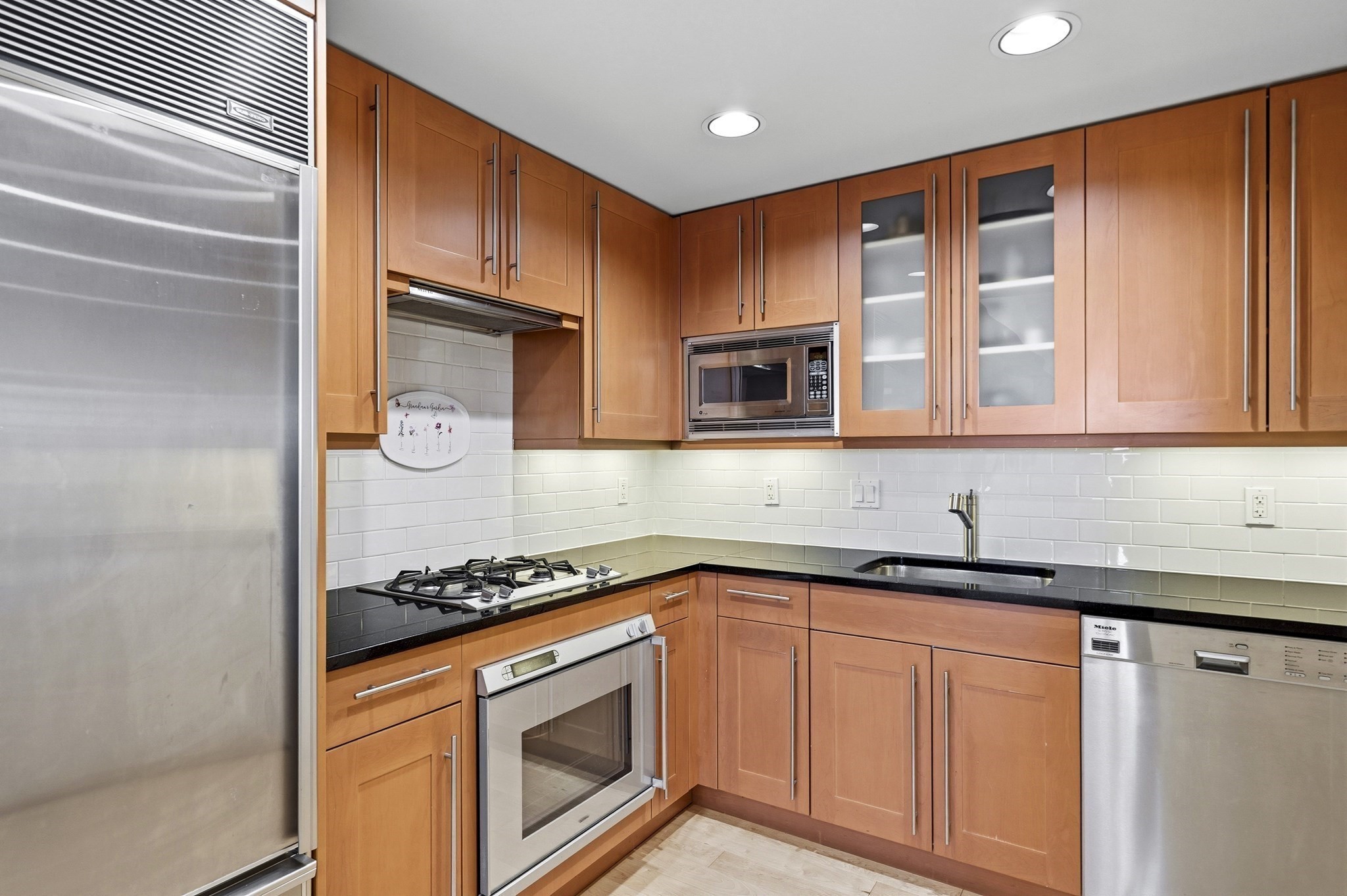 505 Tremont St # 613 Property Photo 7