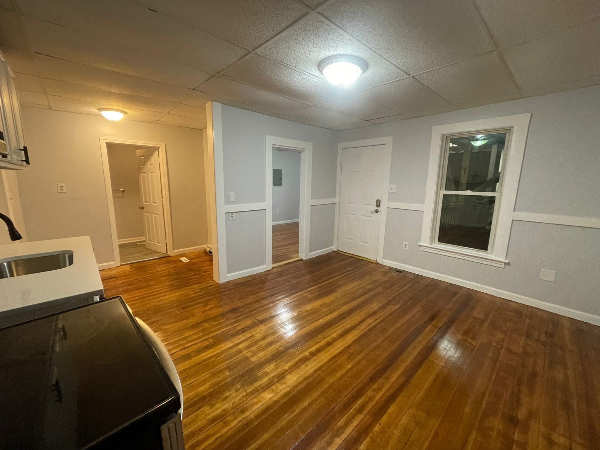 664 Main St Property Photo 22