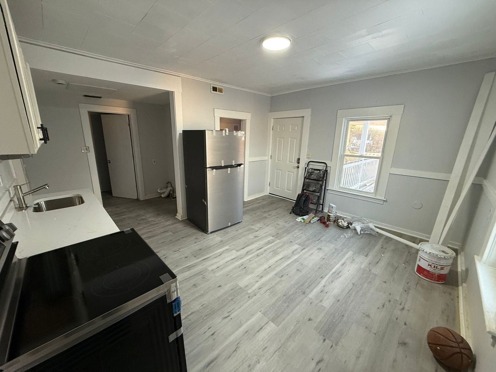 664 Main St Property Photo 25