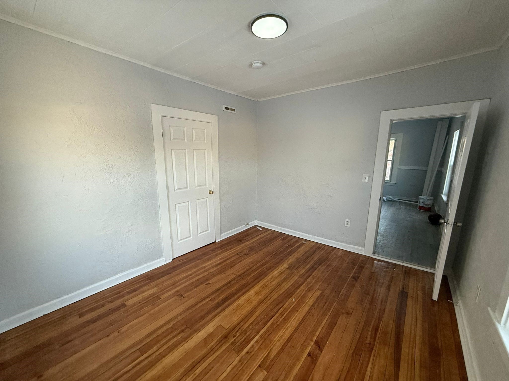 664 Main St Property Photo 40