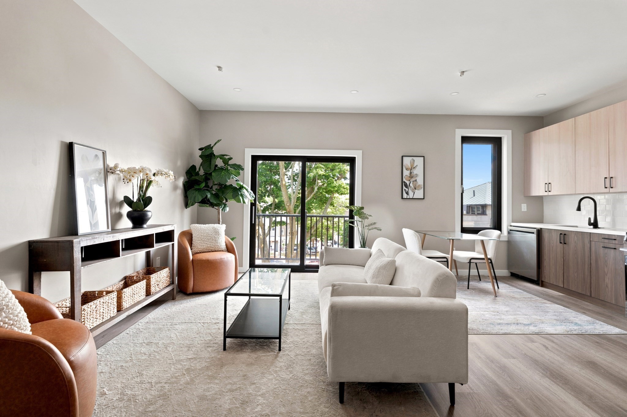 75 Maywood # 5 Property Photo 3
