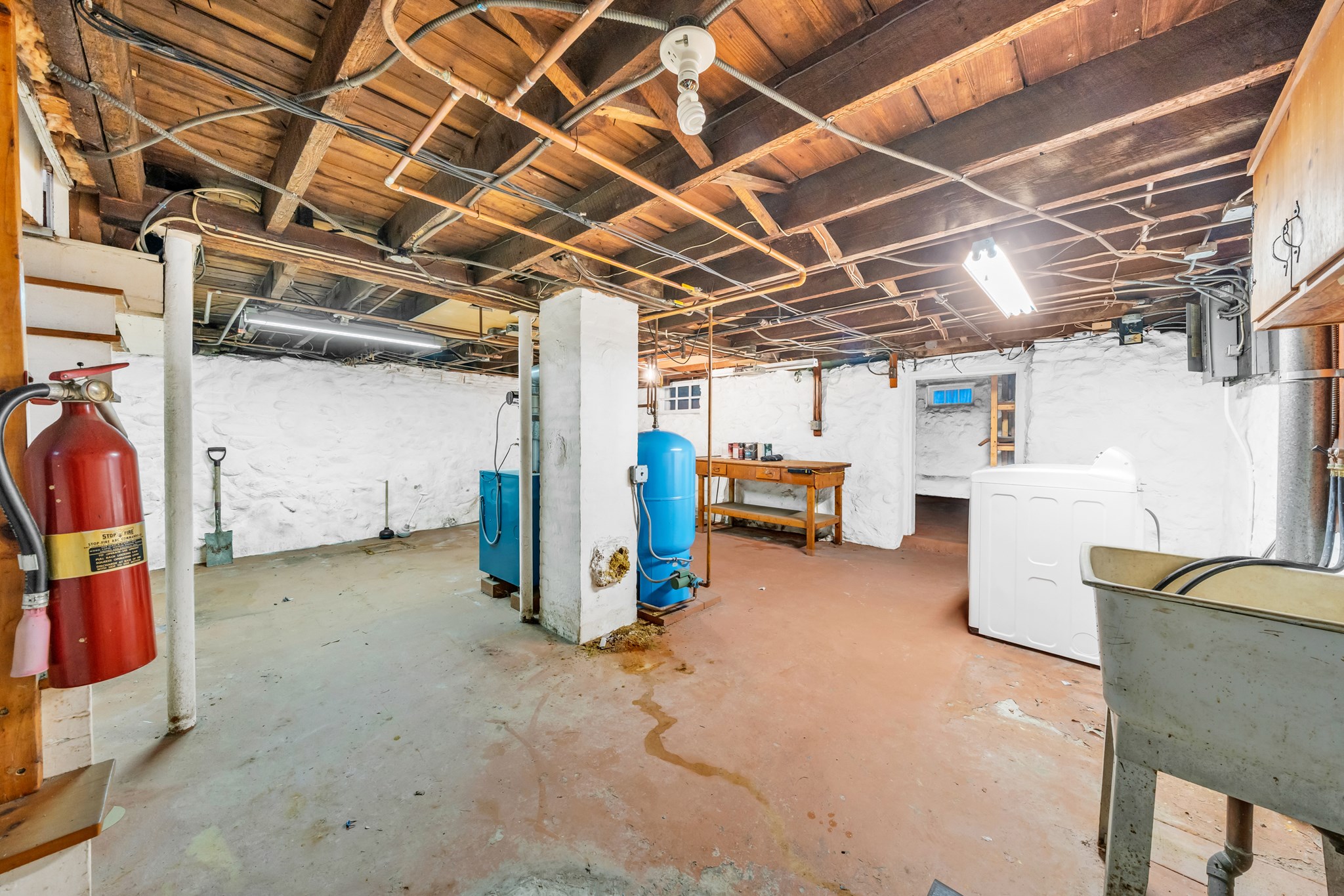 60 S New St Property Photo 28