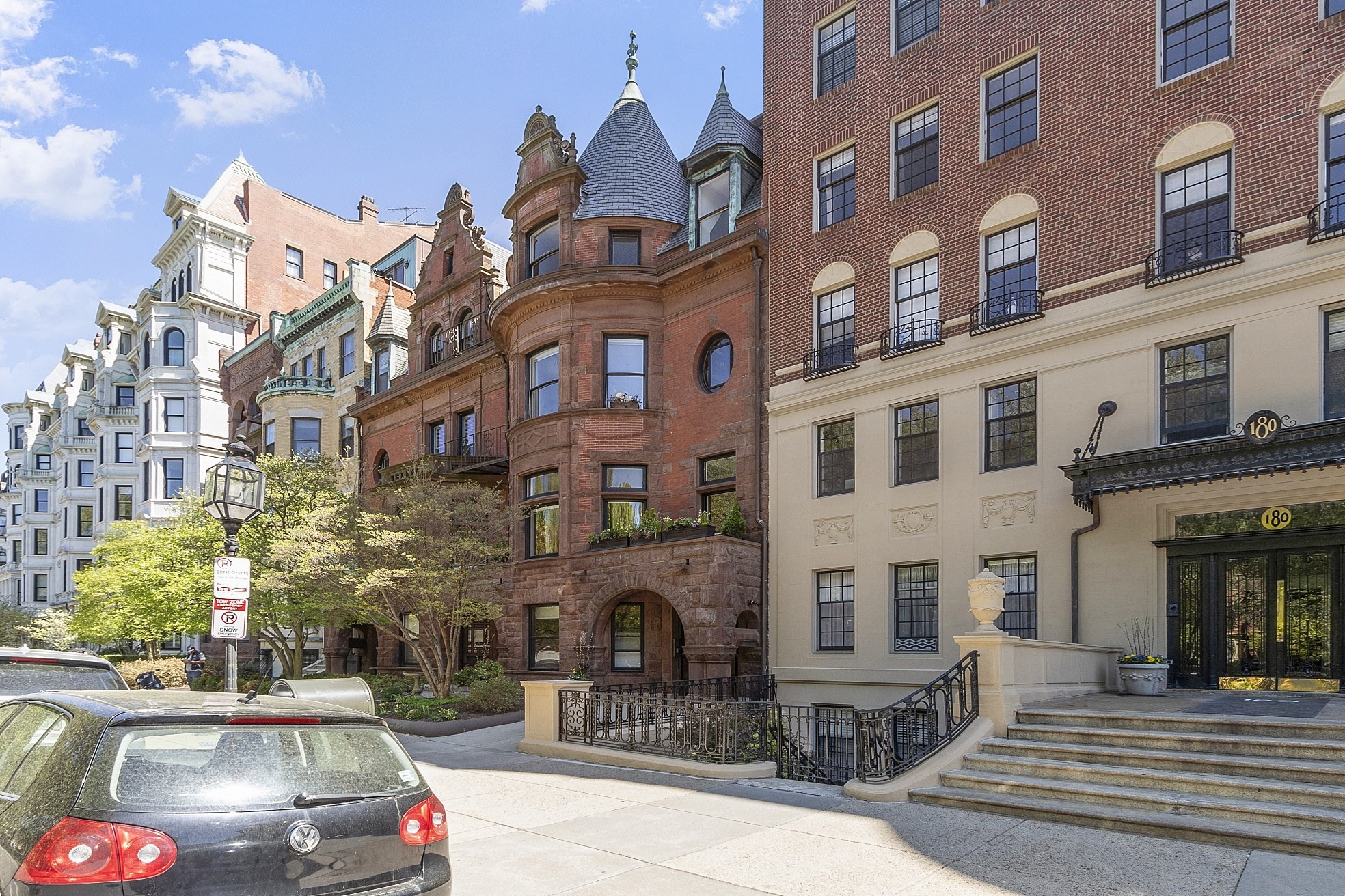 178 Commonwealth # 7 Property Photo 1