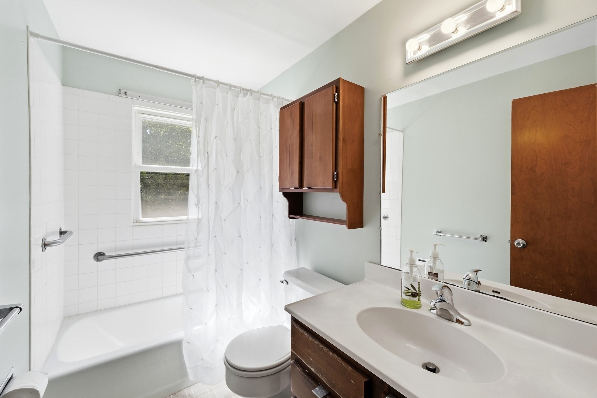 15 Spring Ter Property Photo 19