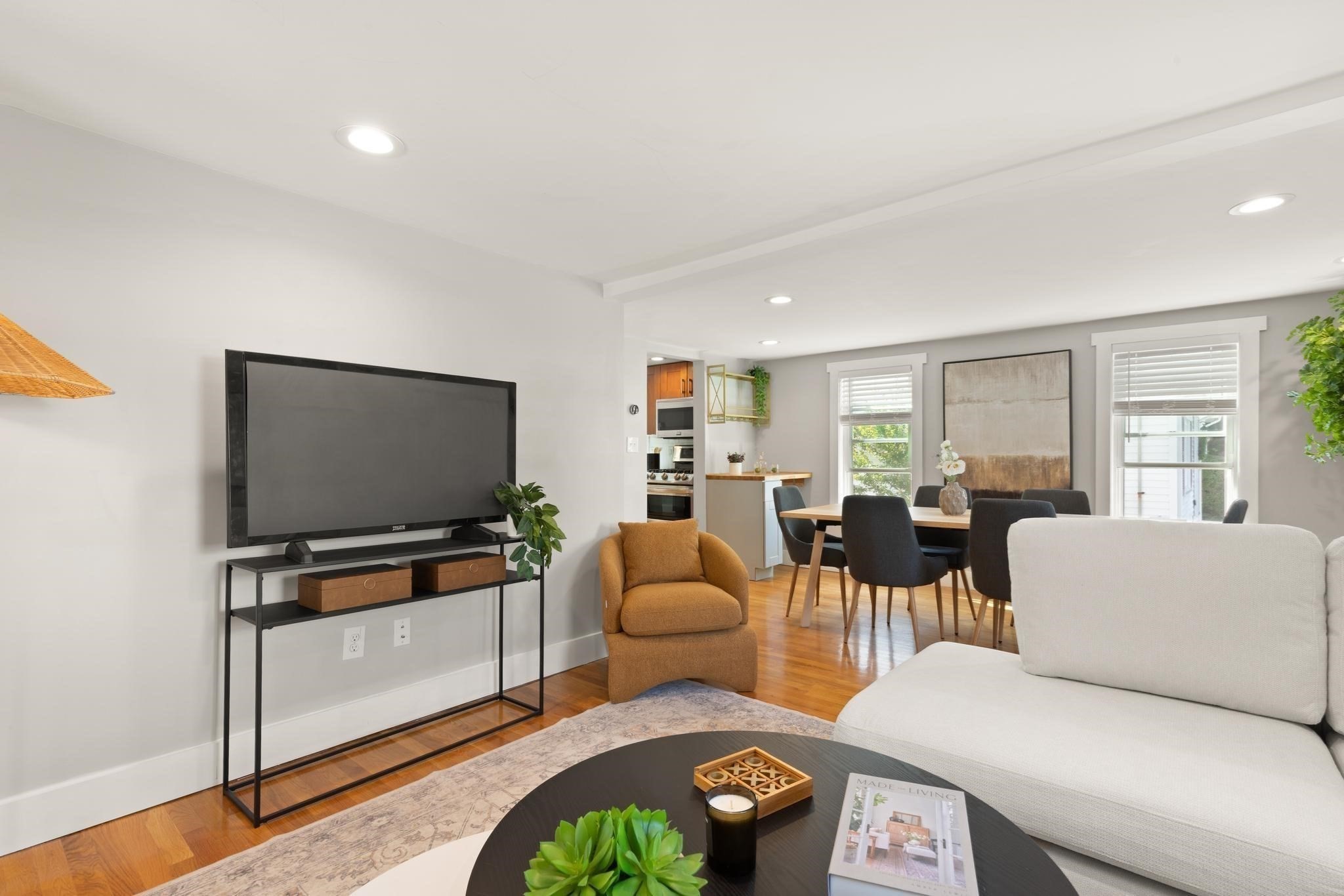76 Saunders Street Property Photo 9