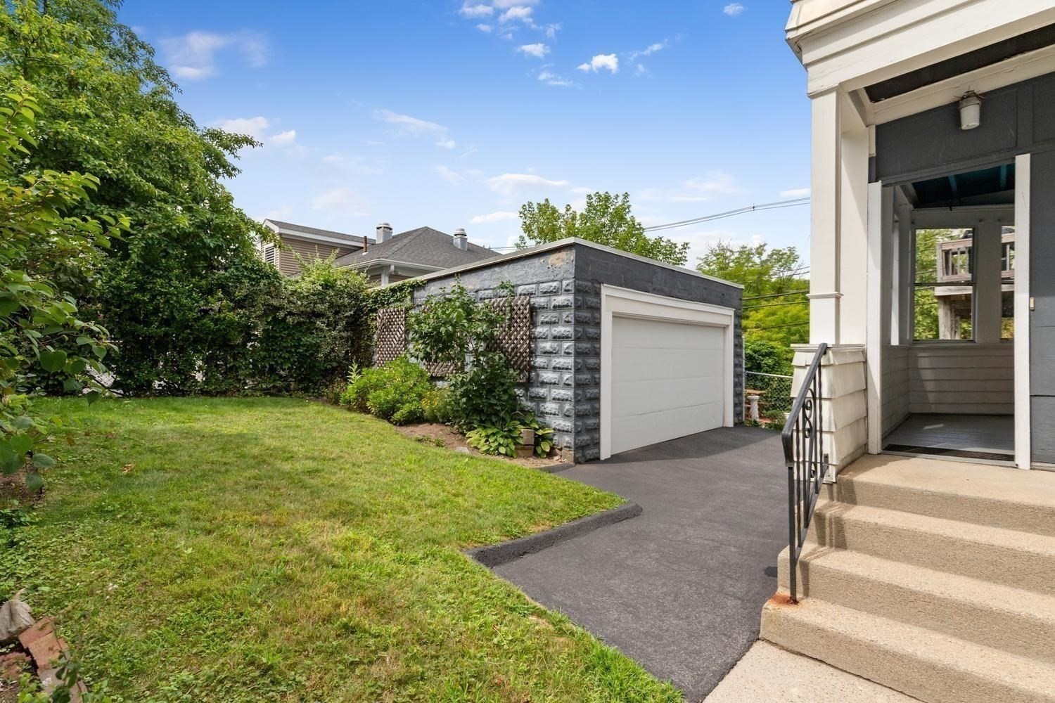 7 Hamilton Rd Property Photo 2