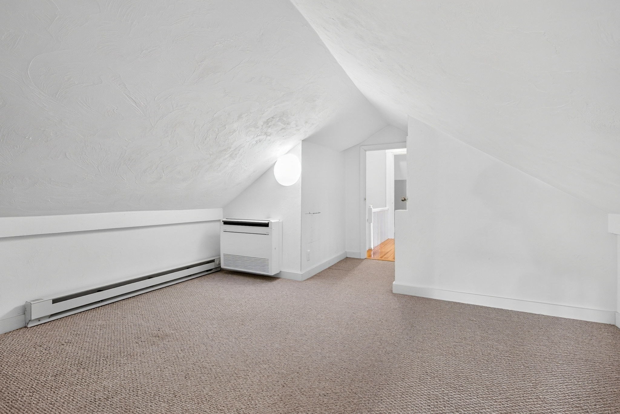122 W Wyoming Ave # C Property Photo 12