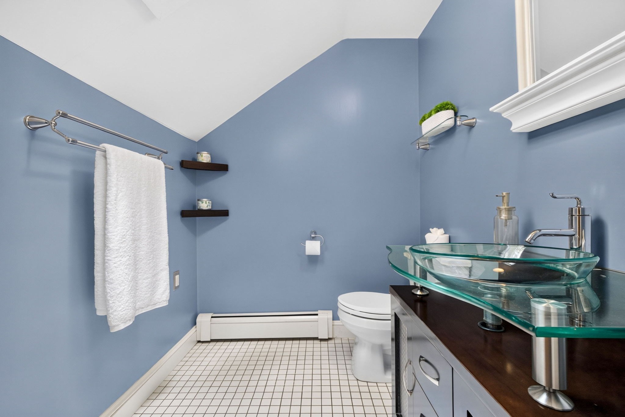 122 W Wyoming Ave # C Property Photo 15