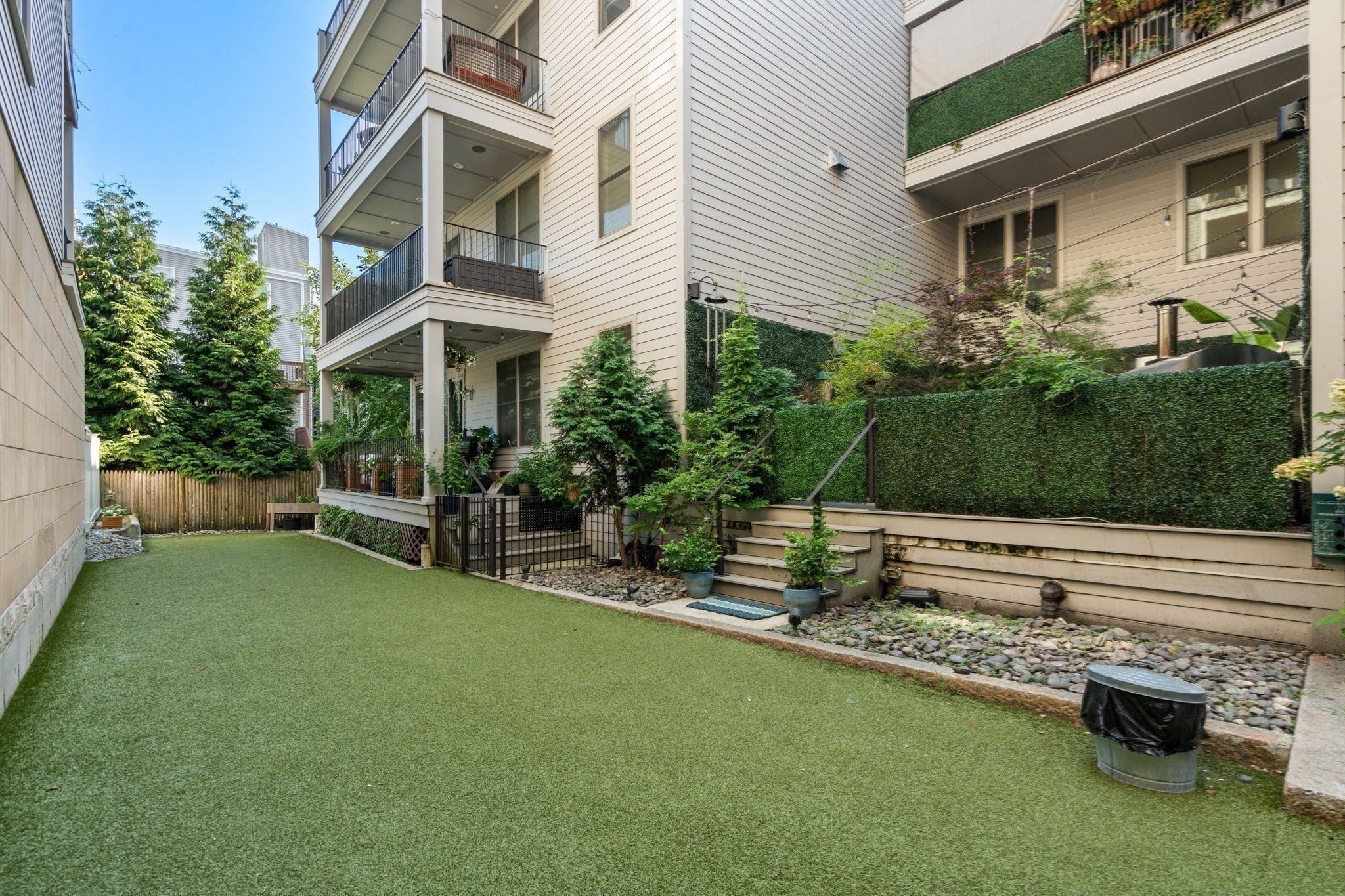 621 East First Street # A4 Property Photo 30