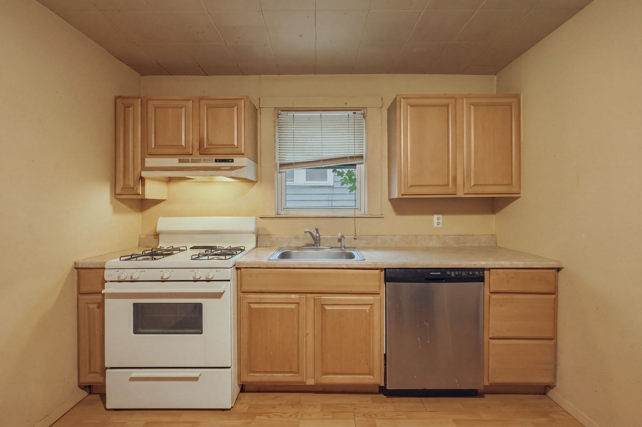 431 Broadway Property Photo 11