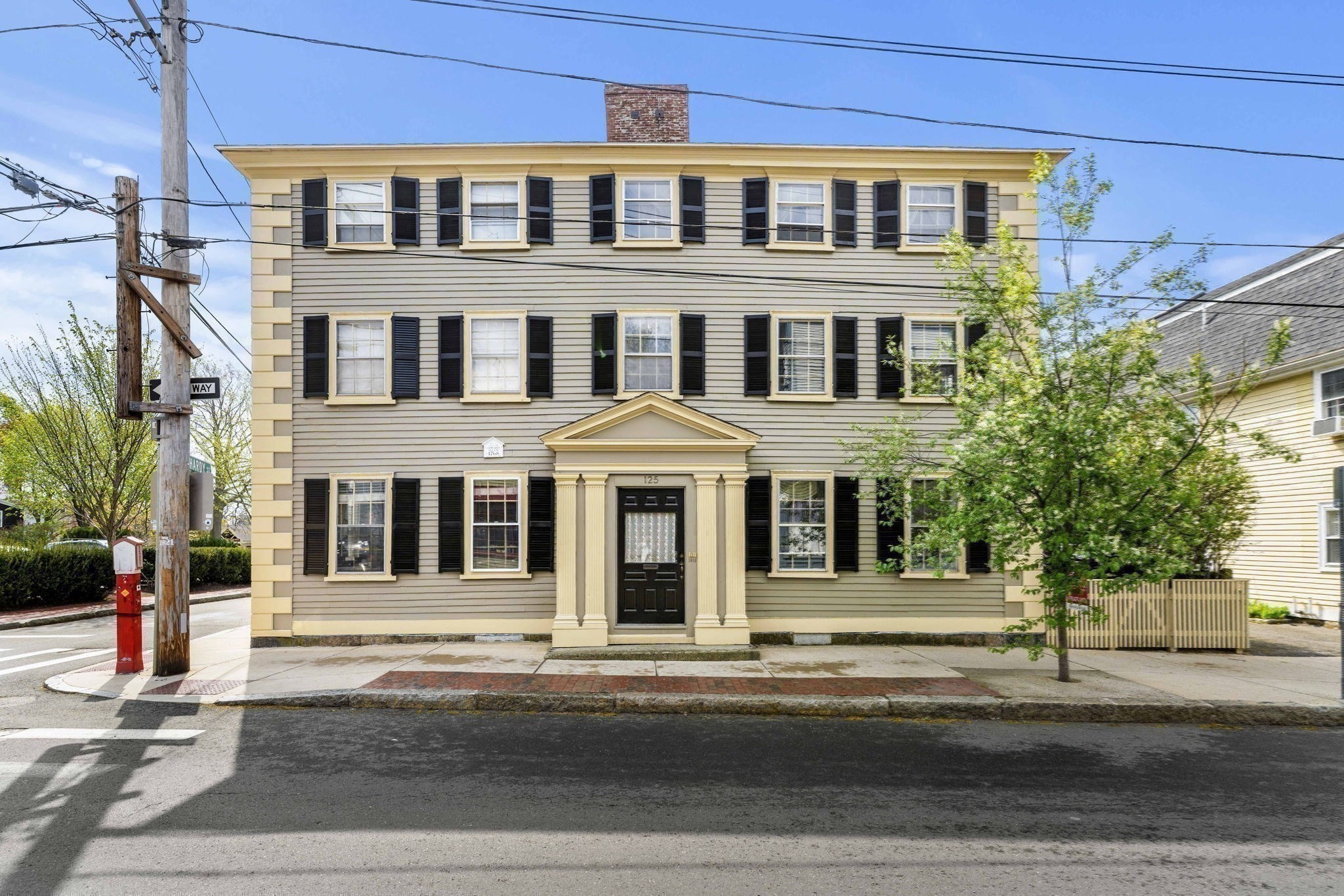 125 Derby Street # D Property Photo 3