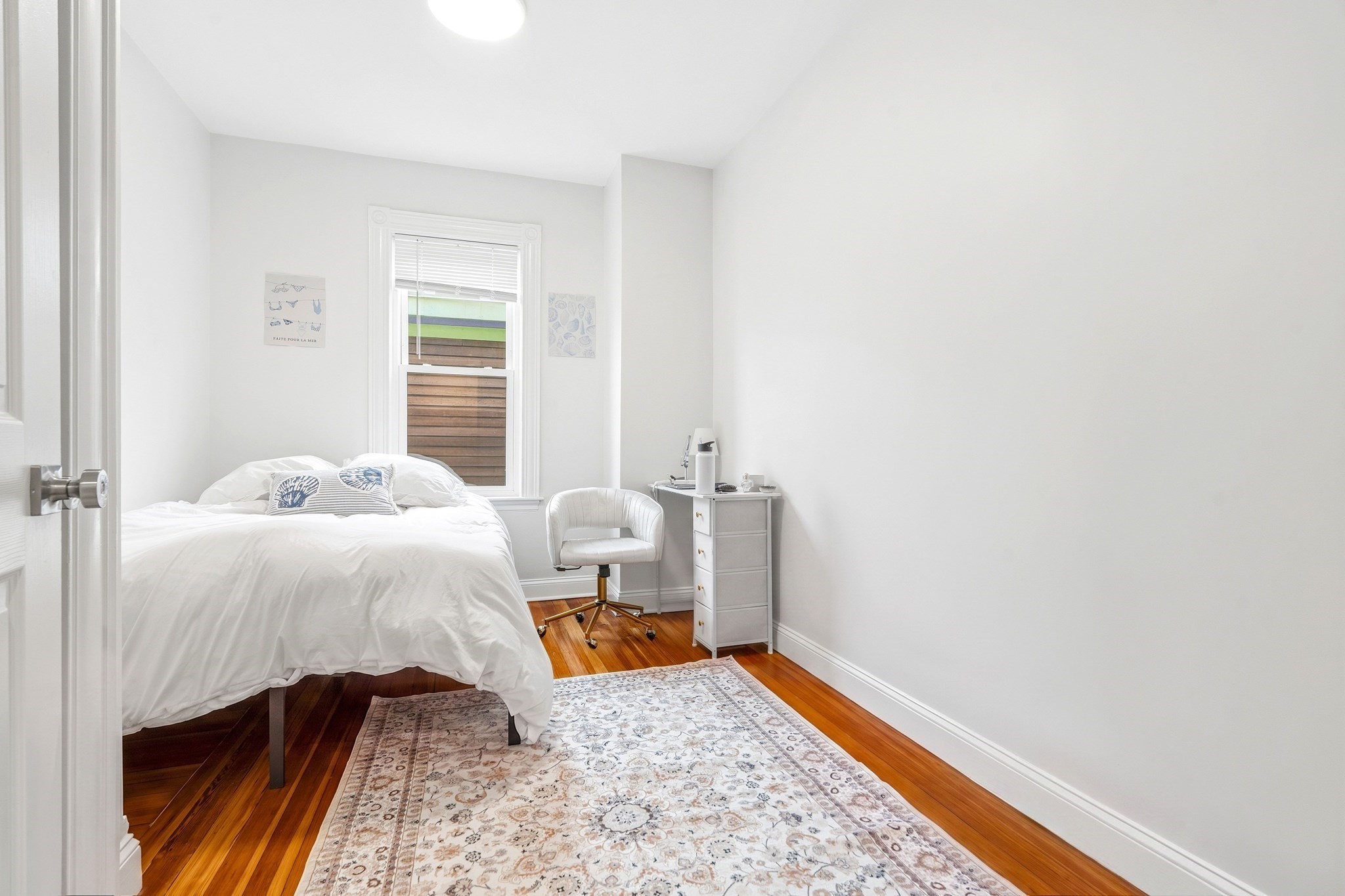 370-372 Centre St Property Photo 20