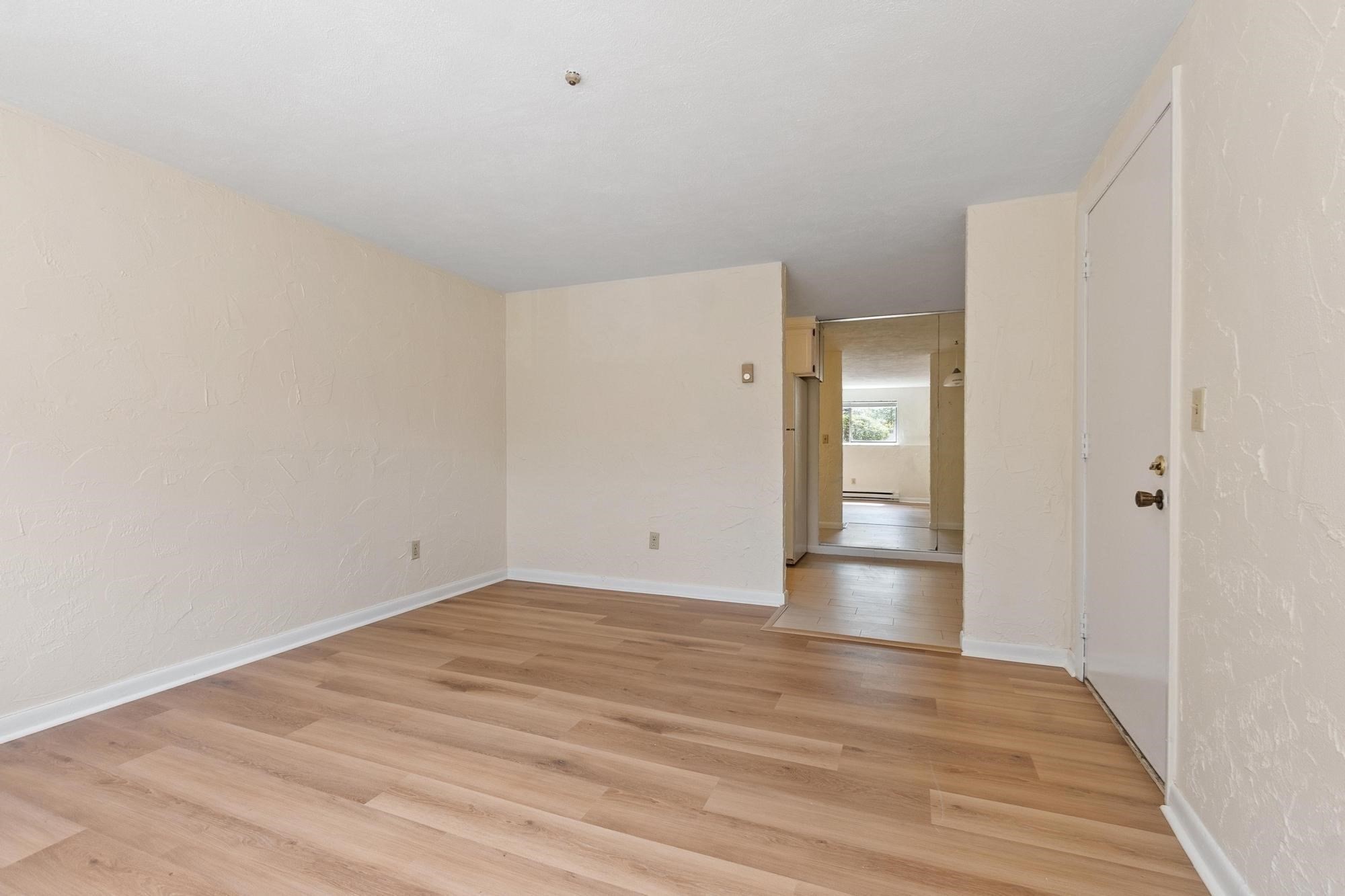 196 Swanson # 501 Property Photo 4