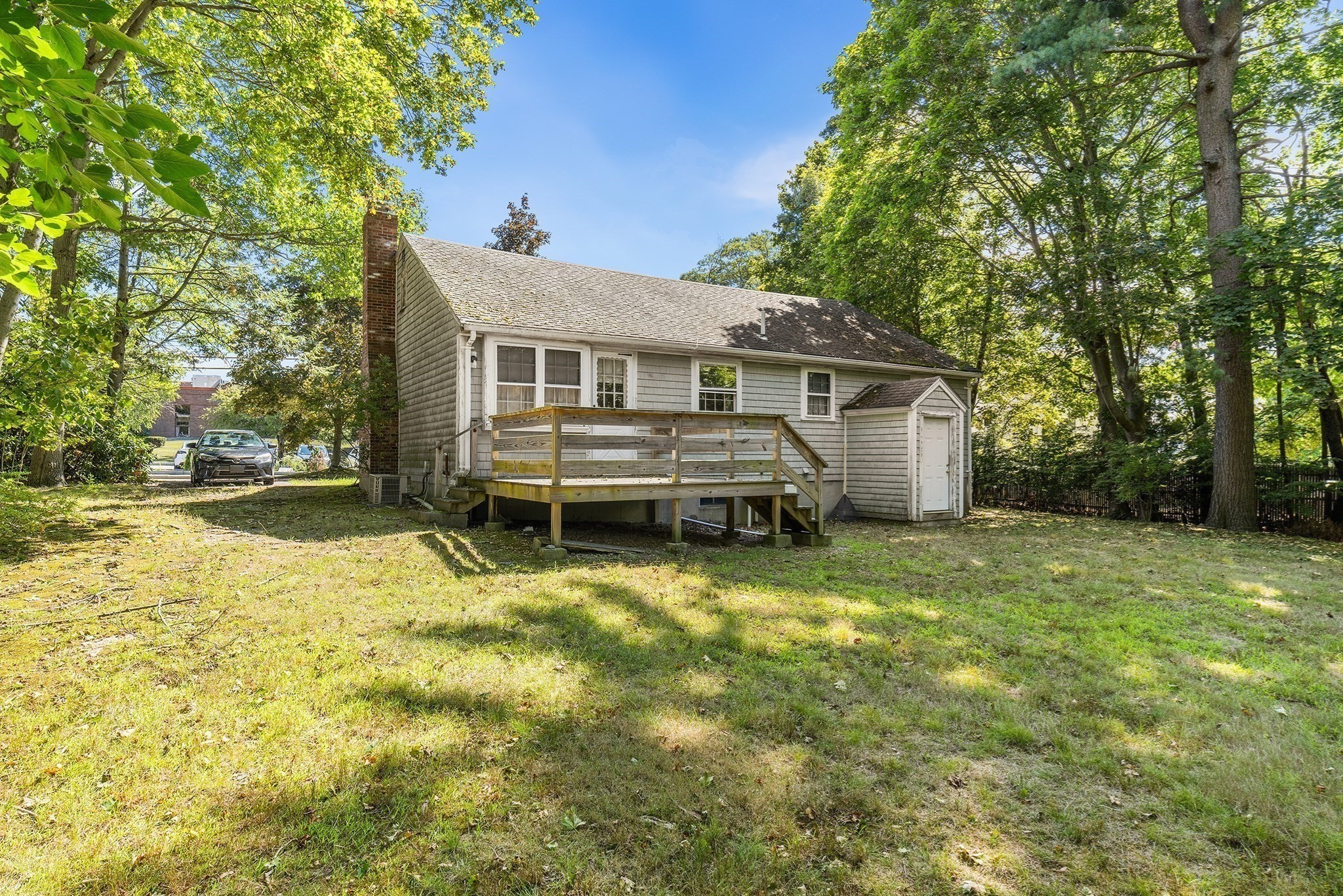 41 Academy Ave Property Photo 19