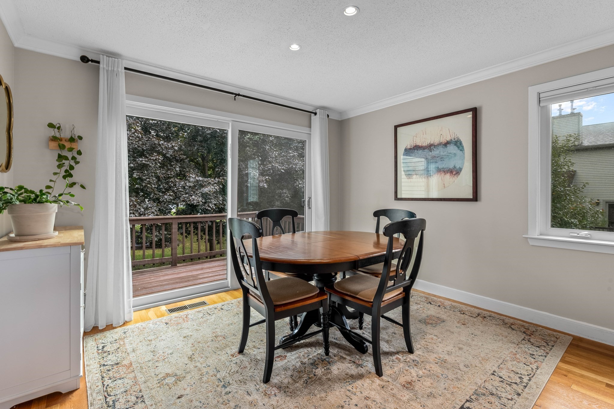 64 Maple St # A Property Photo 9