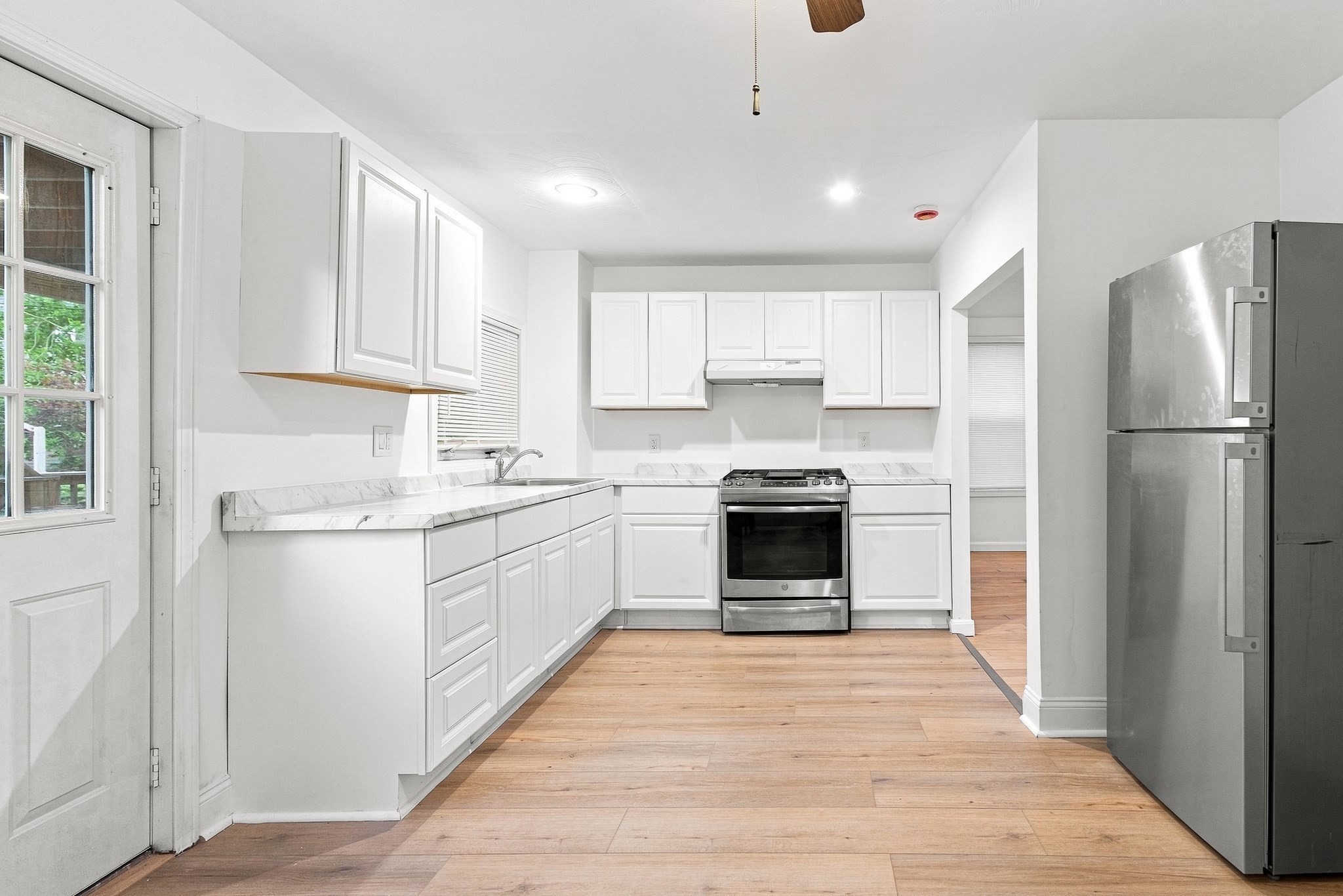 650 Third Property Photo 3
