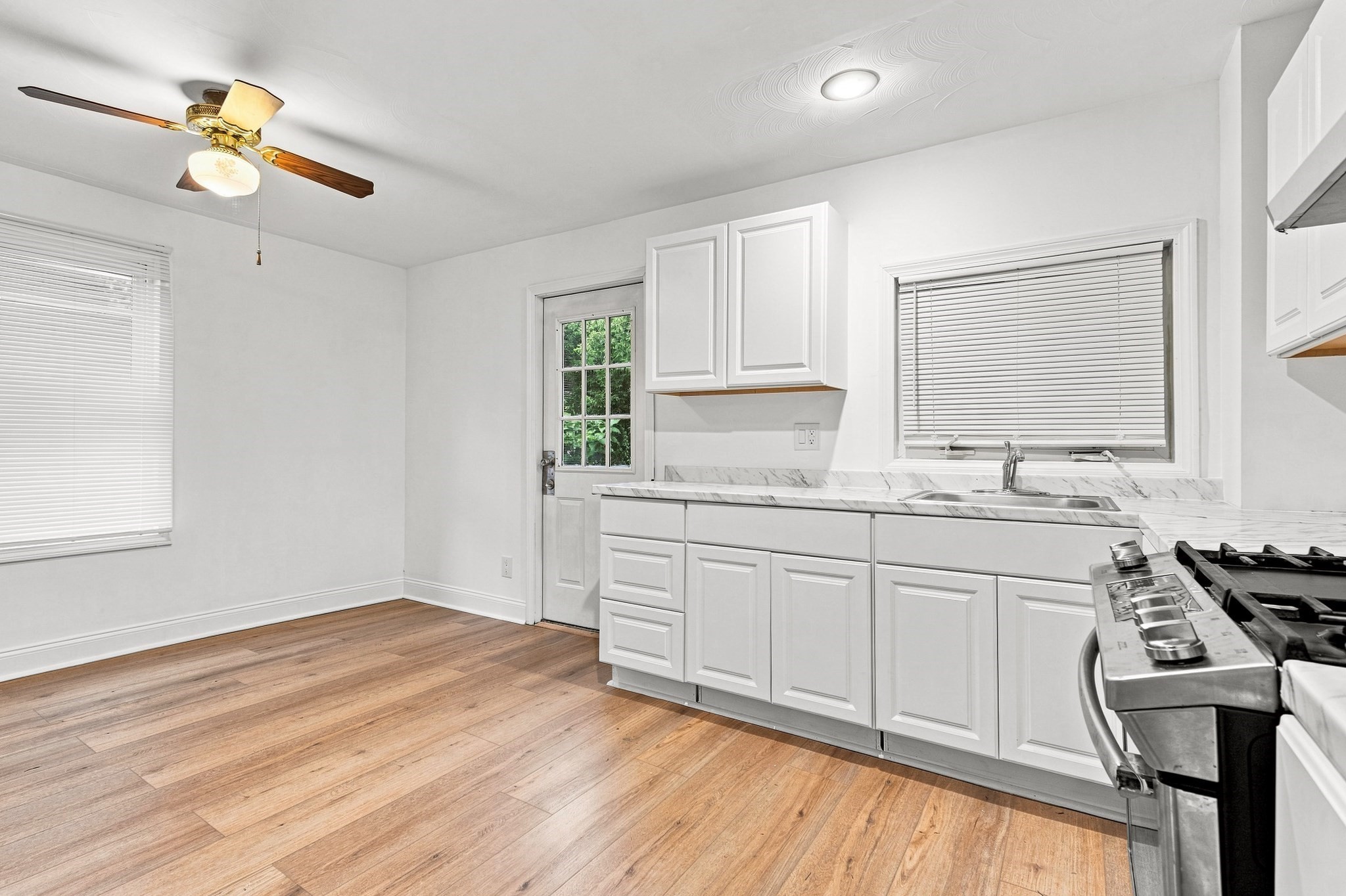 650 Third Property Photo 5