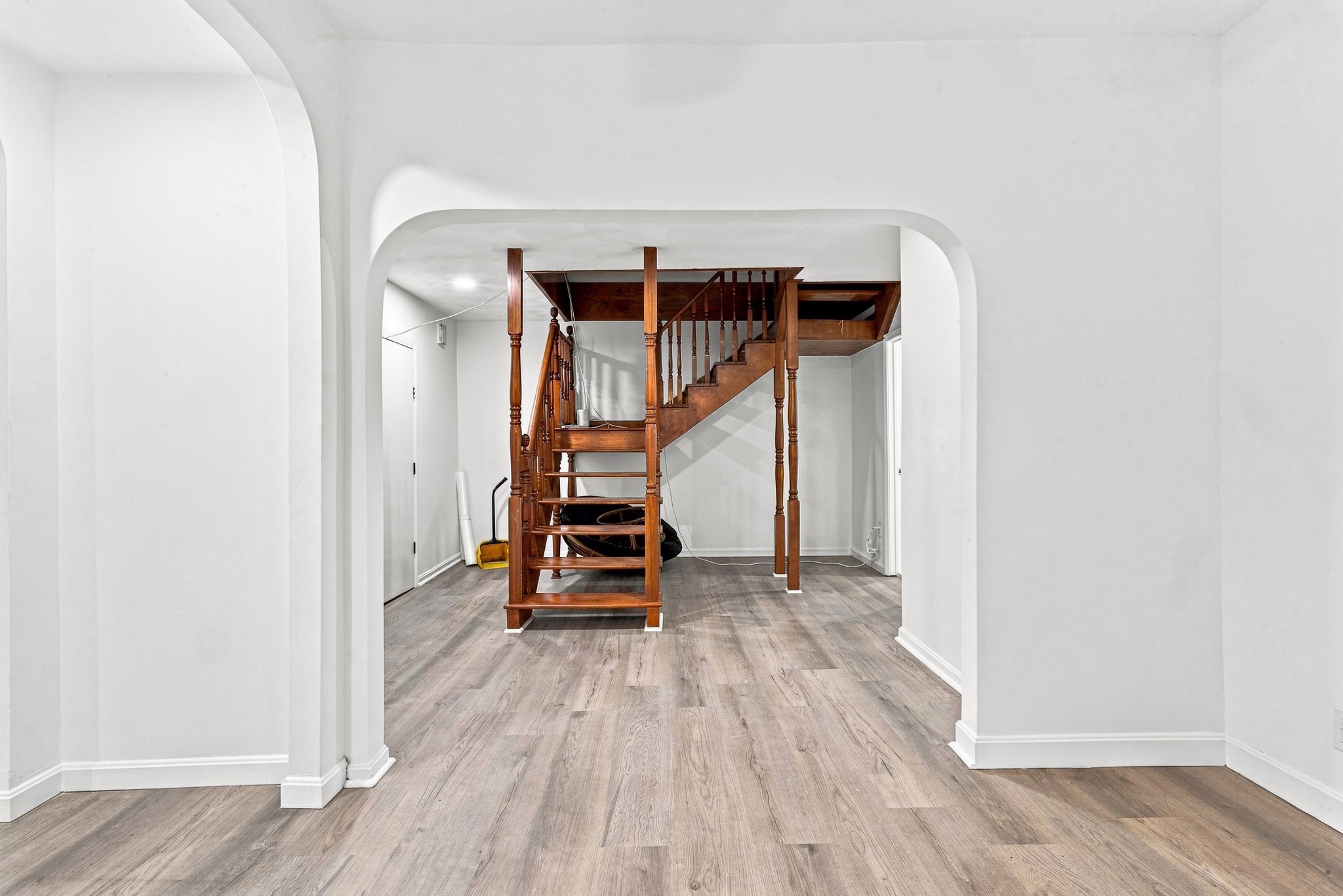 650 Third Property Photo 17