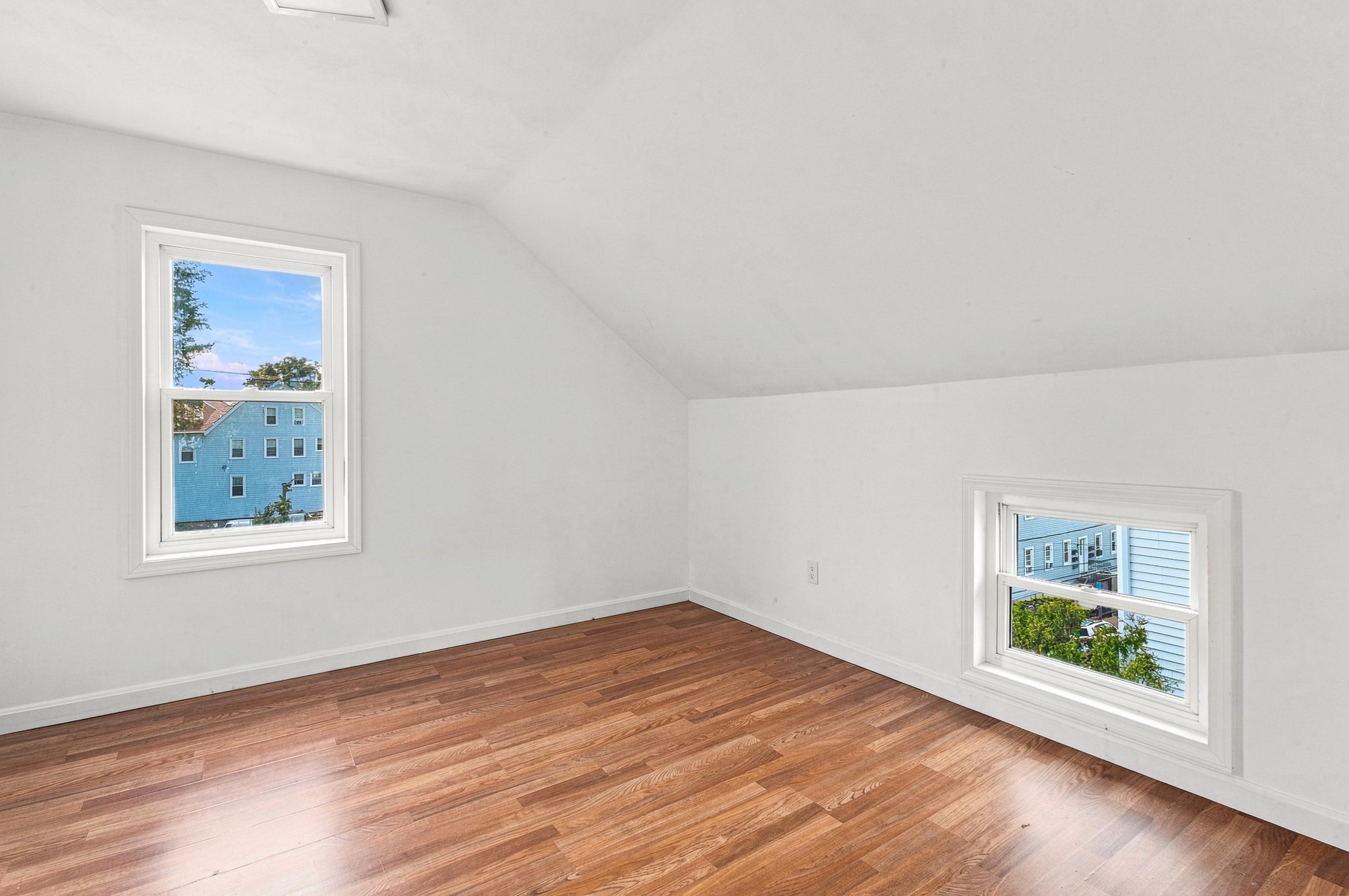 650 Third Property Photo 19