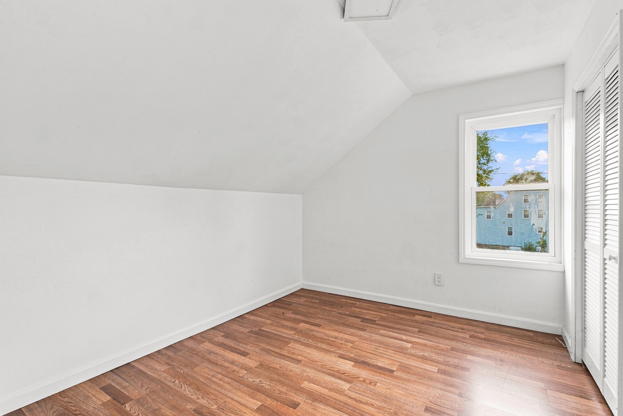 650 Third Property Photo 20