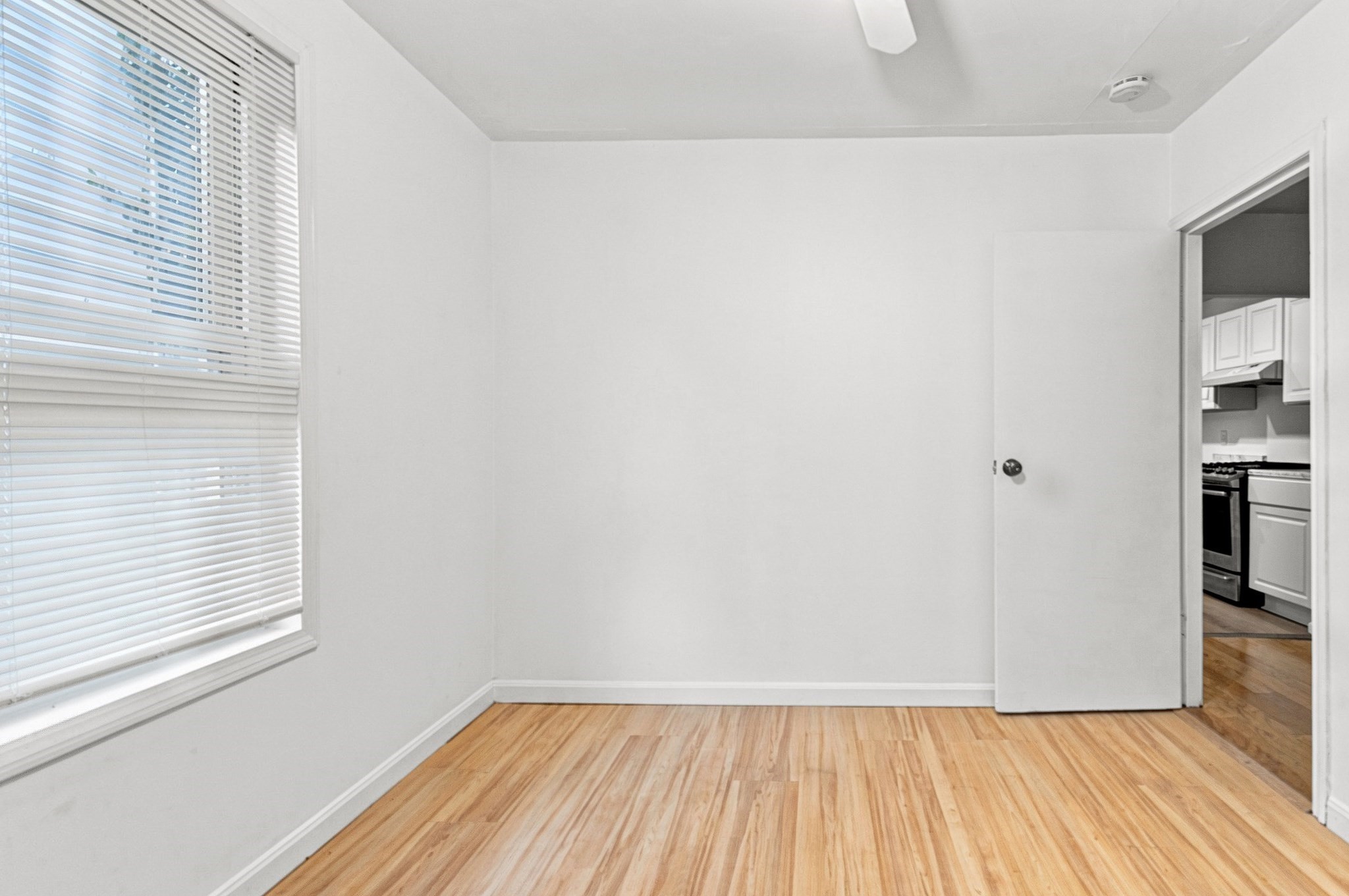 650 Third Property Photo 27