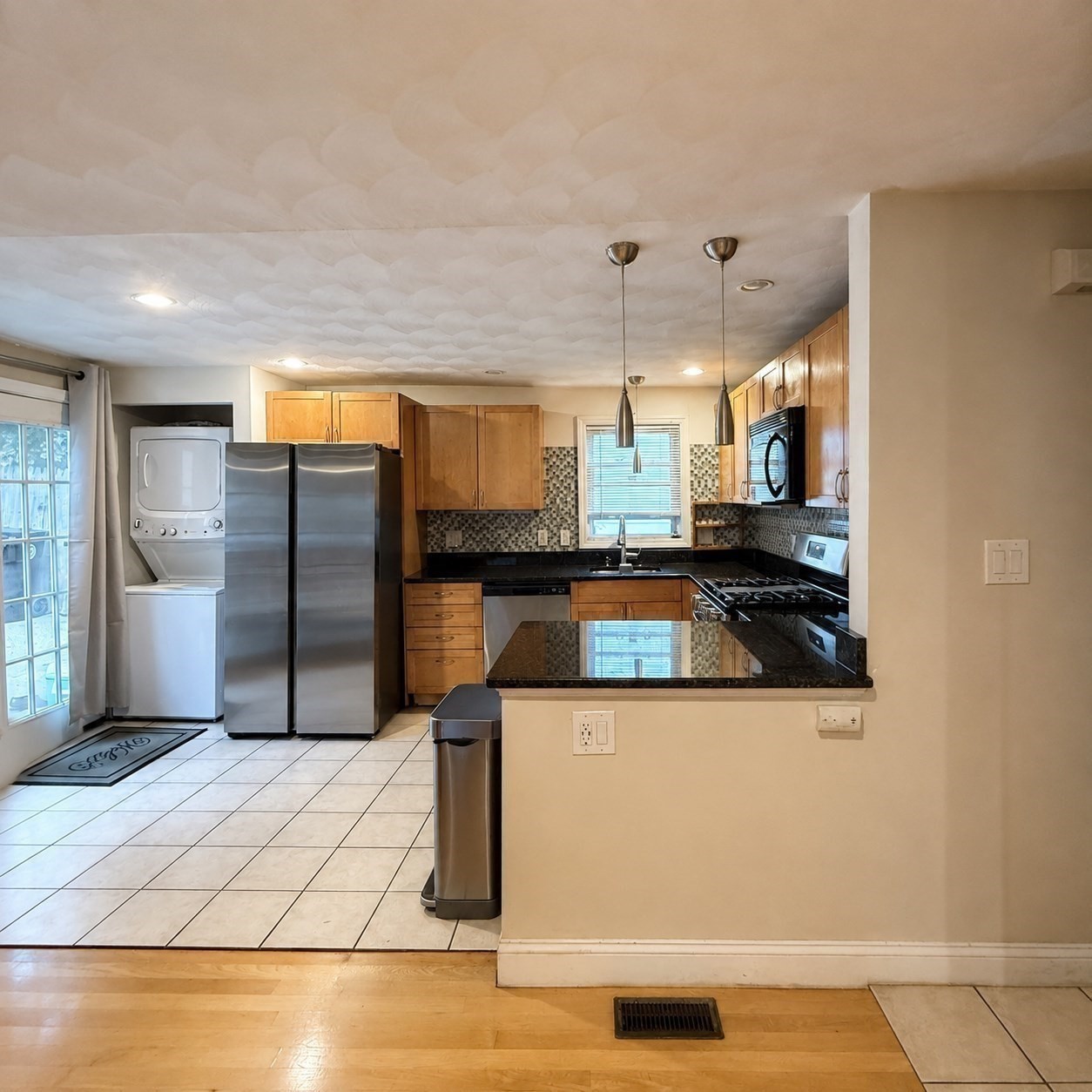 57 Pleasant St. # B Property Photo 6