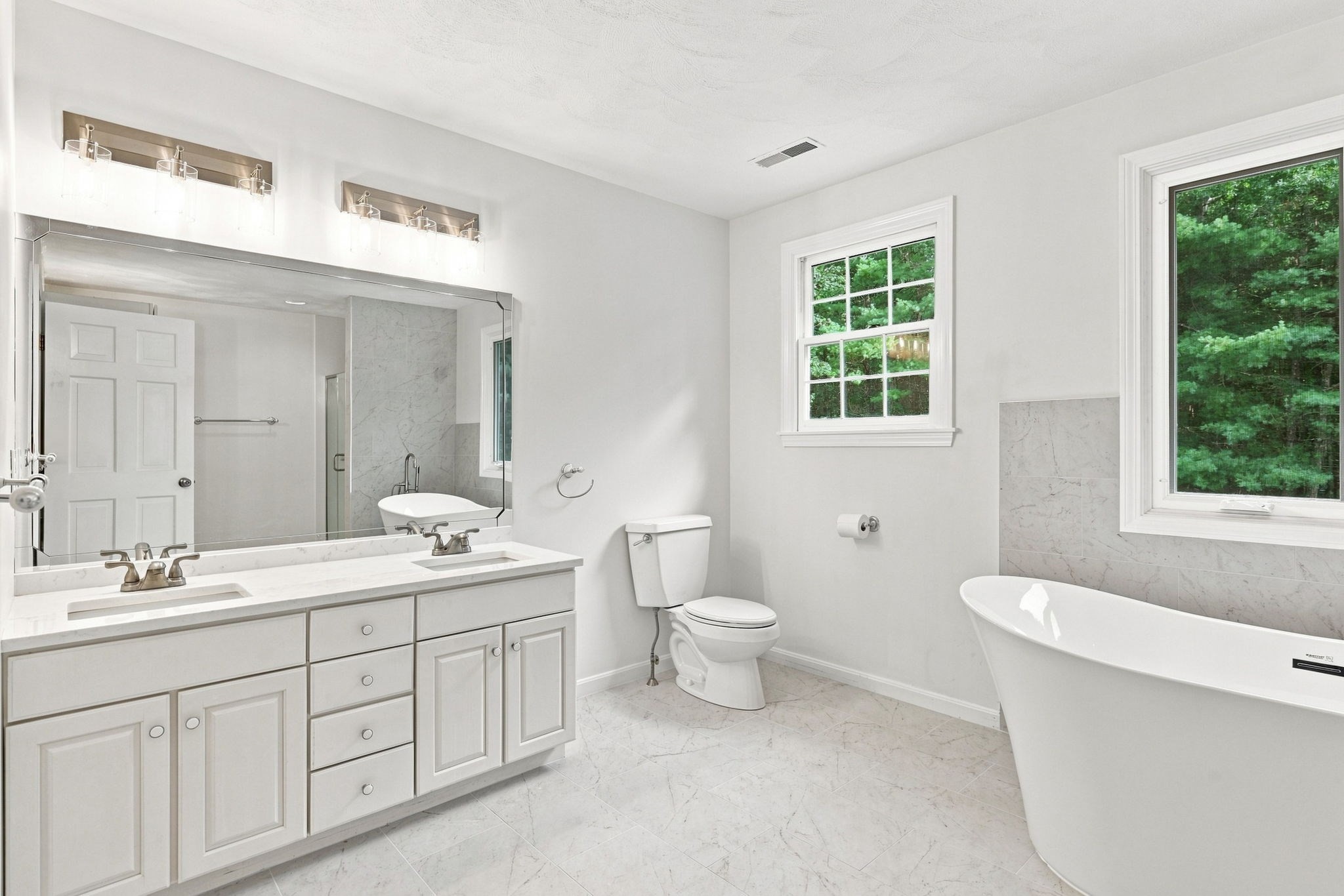 10 Hawk Ridge Rd Property Photo 13