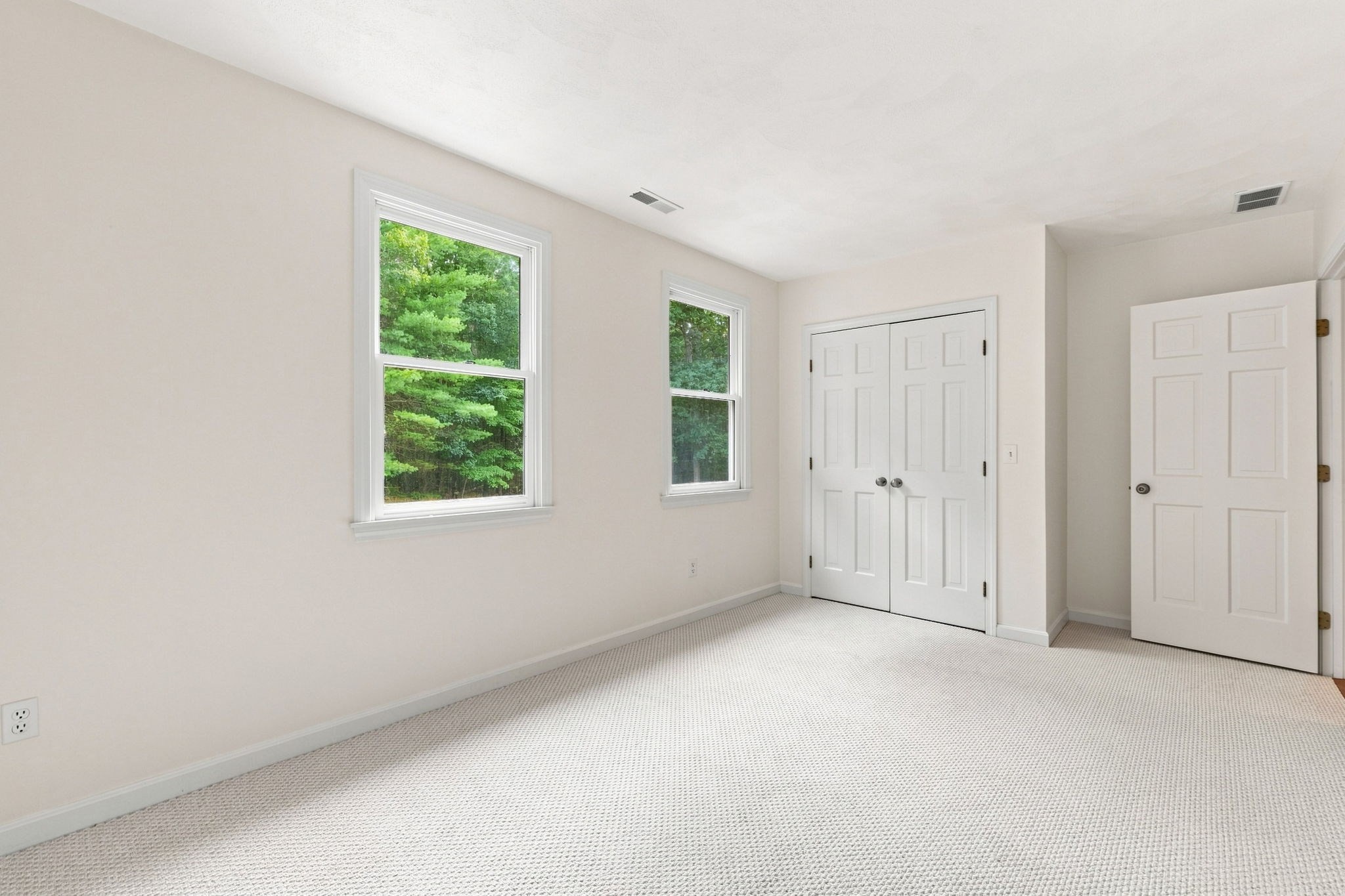 10 Hawk Ridge Rd Property Photo 20