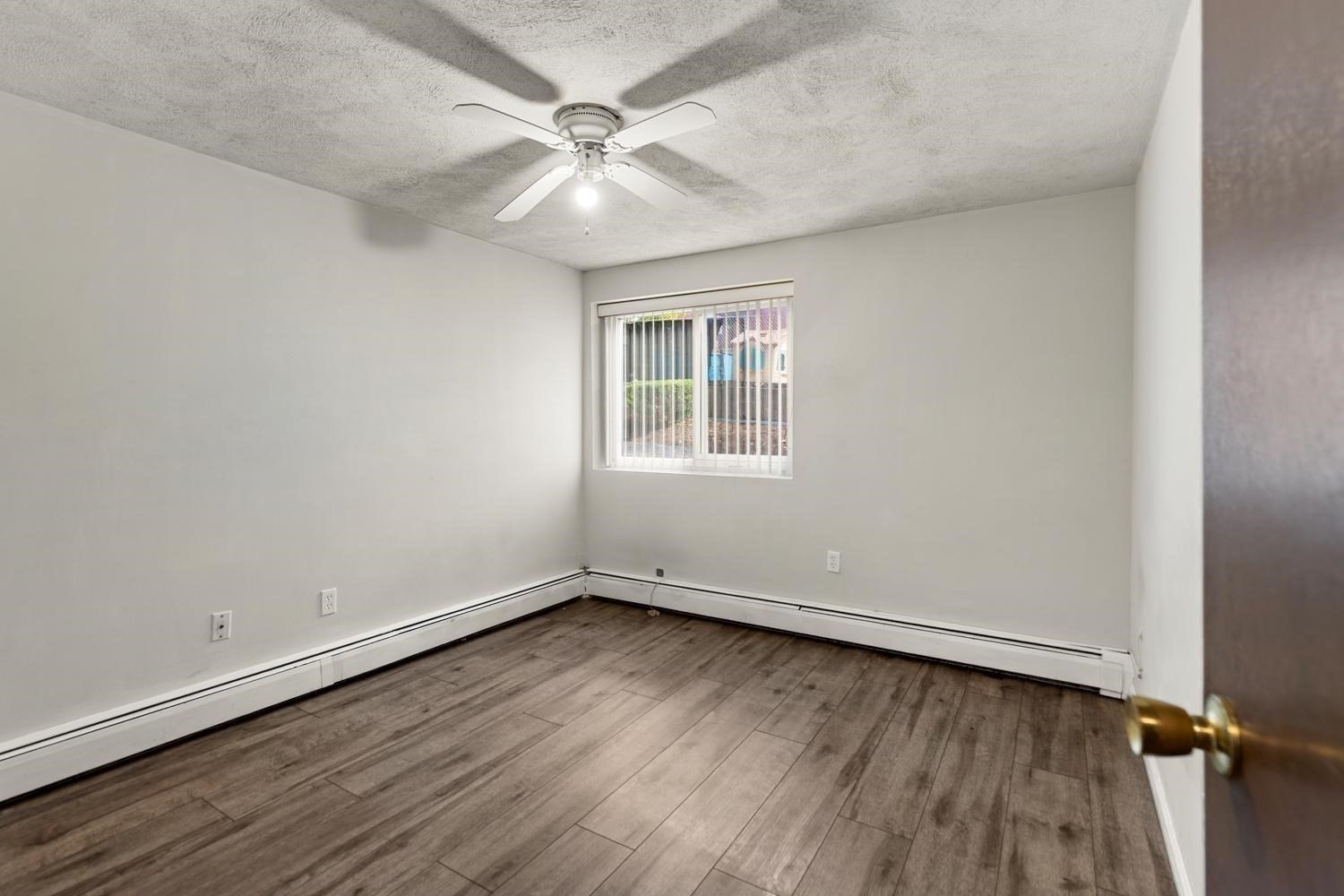 31 Jones Ter # 6 Property Photo 18