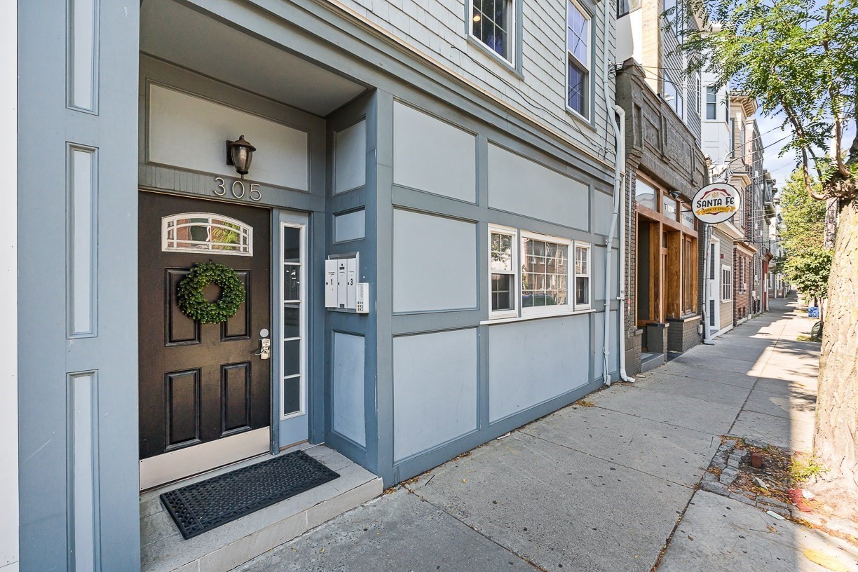 305 Sumner St # 2 Property Photo 17